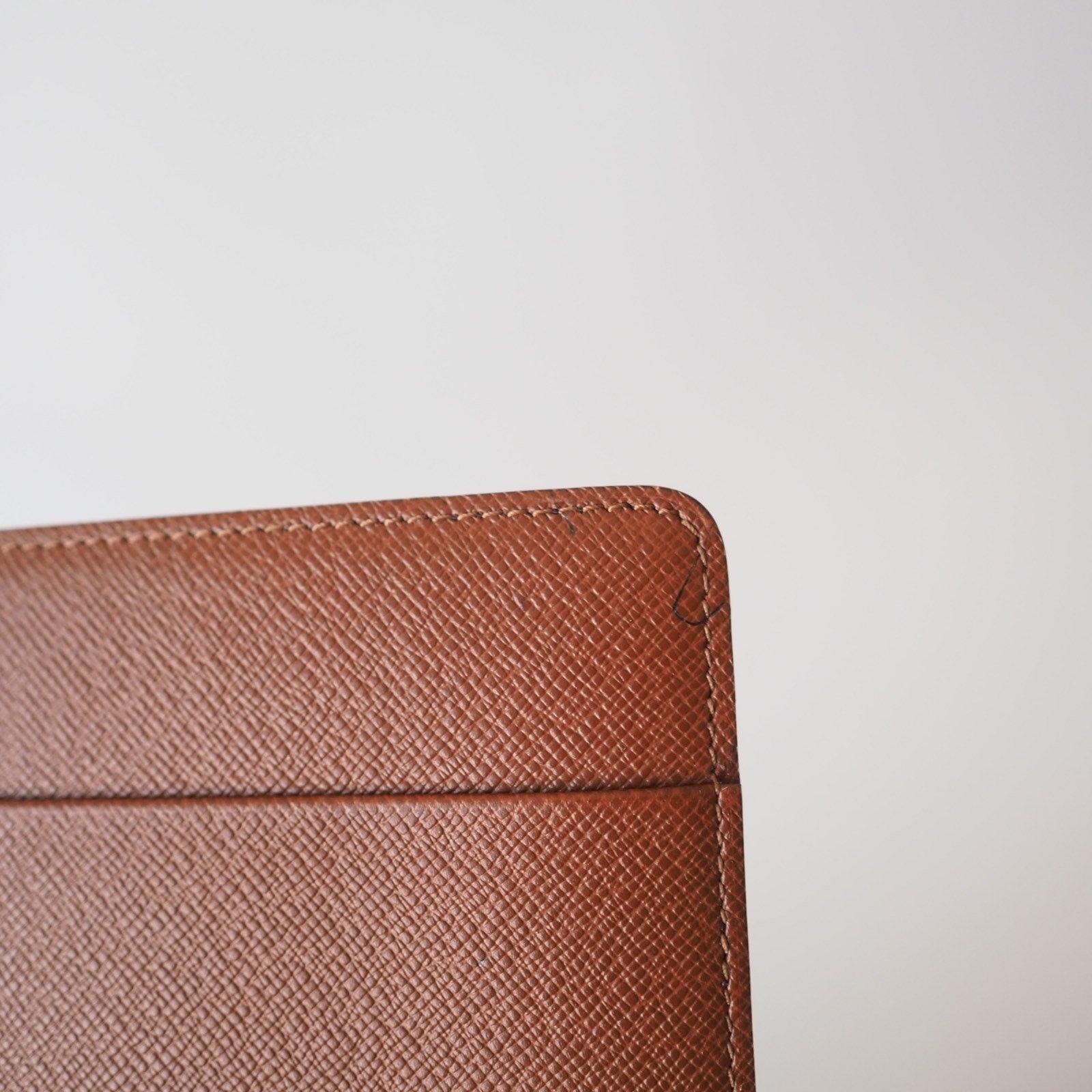 LOUIS VUITTON Agenda MM Monogram Day Planner Cover Authentic