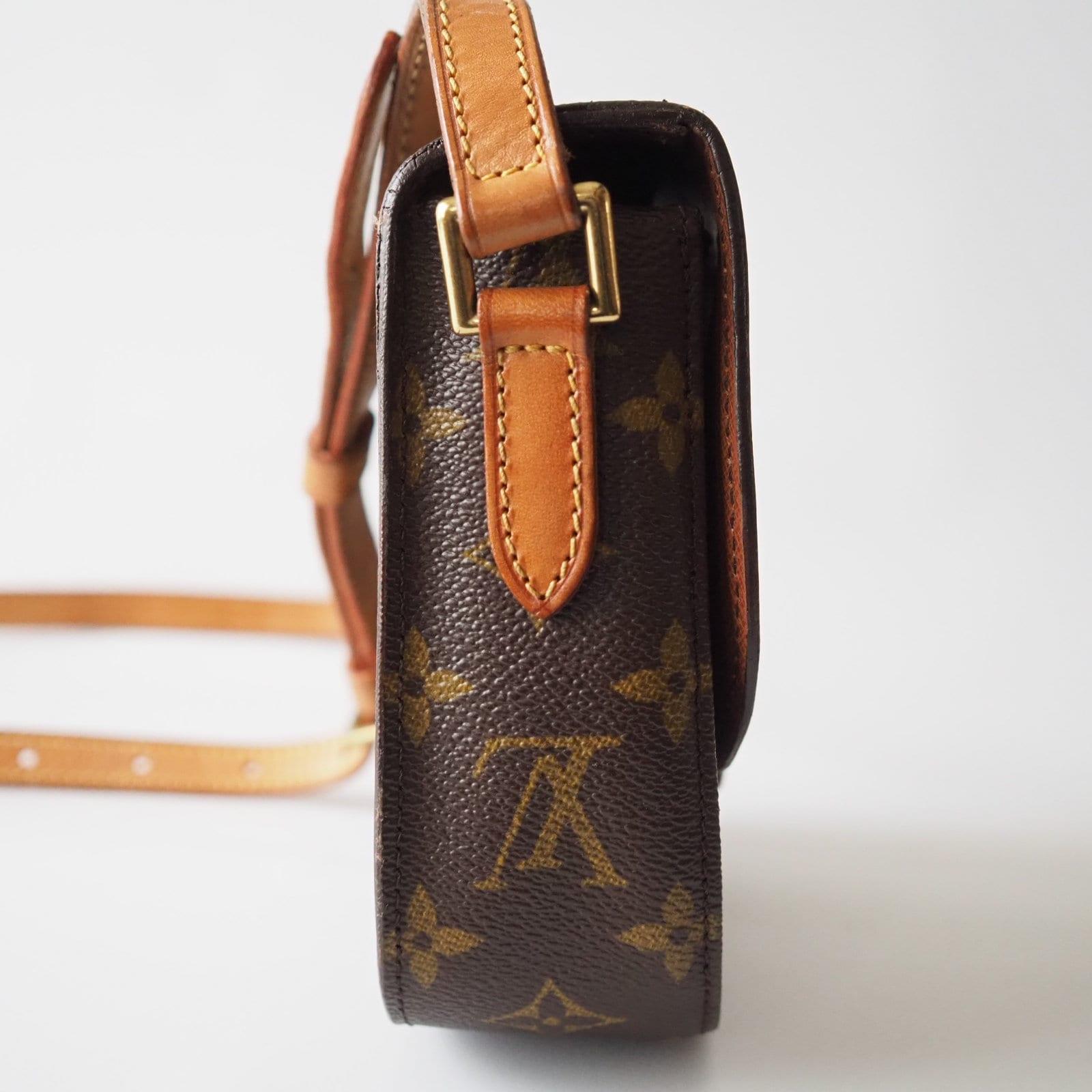 LOUIS VUITTON Monogram Saint Cloud PM Shoulder Bag lV Vintage Cross body Authentic