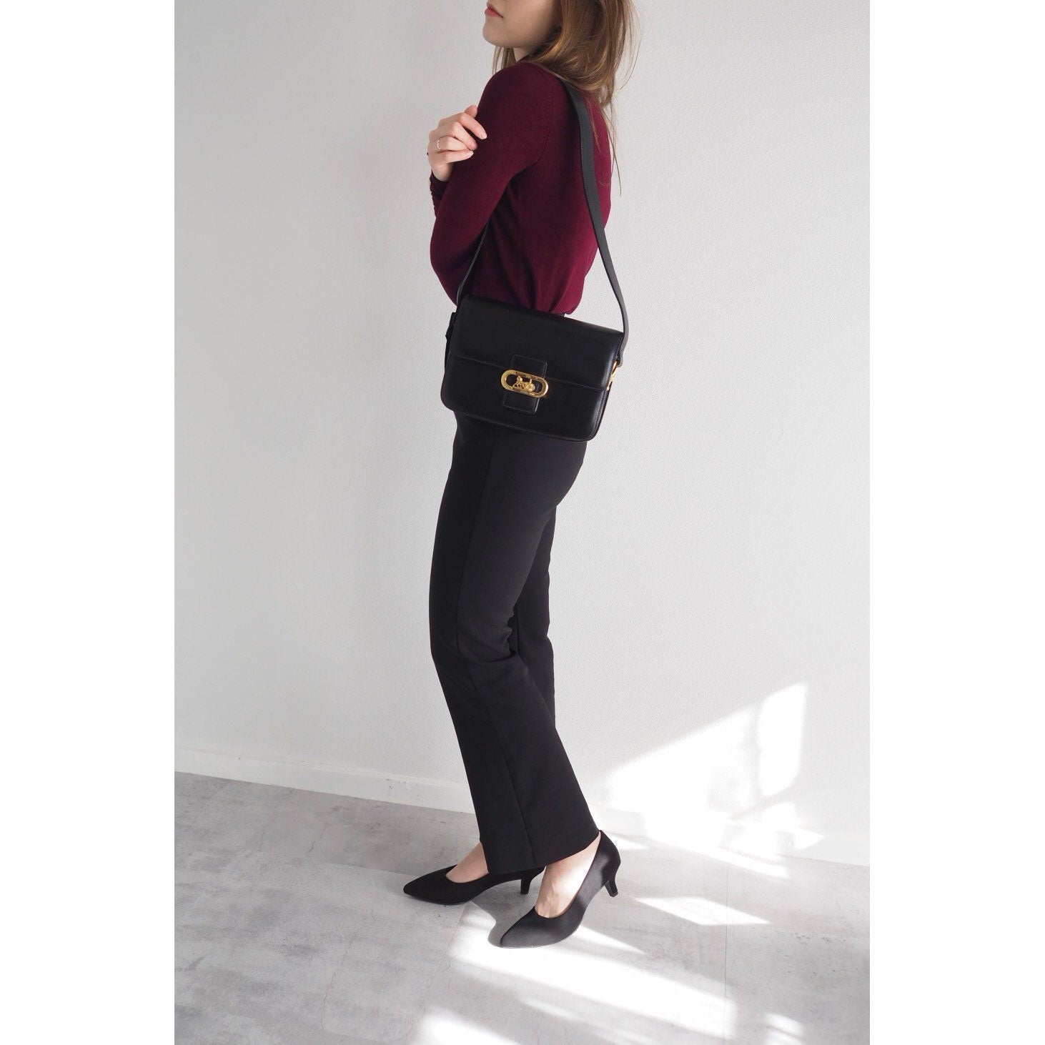 CELINE Sulky Metal parts Flap Shoulder bag Calf leather Black GHW Authentic Vintage Classical