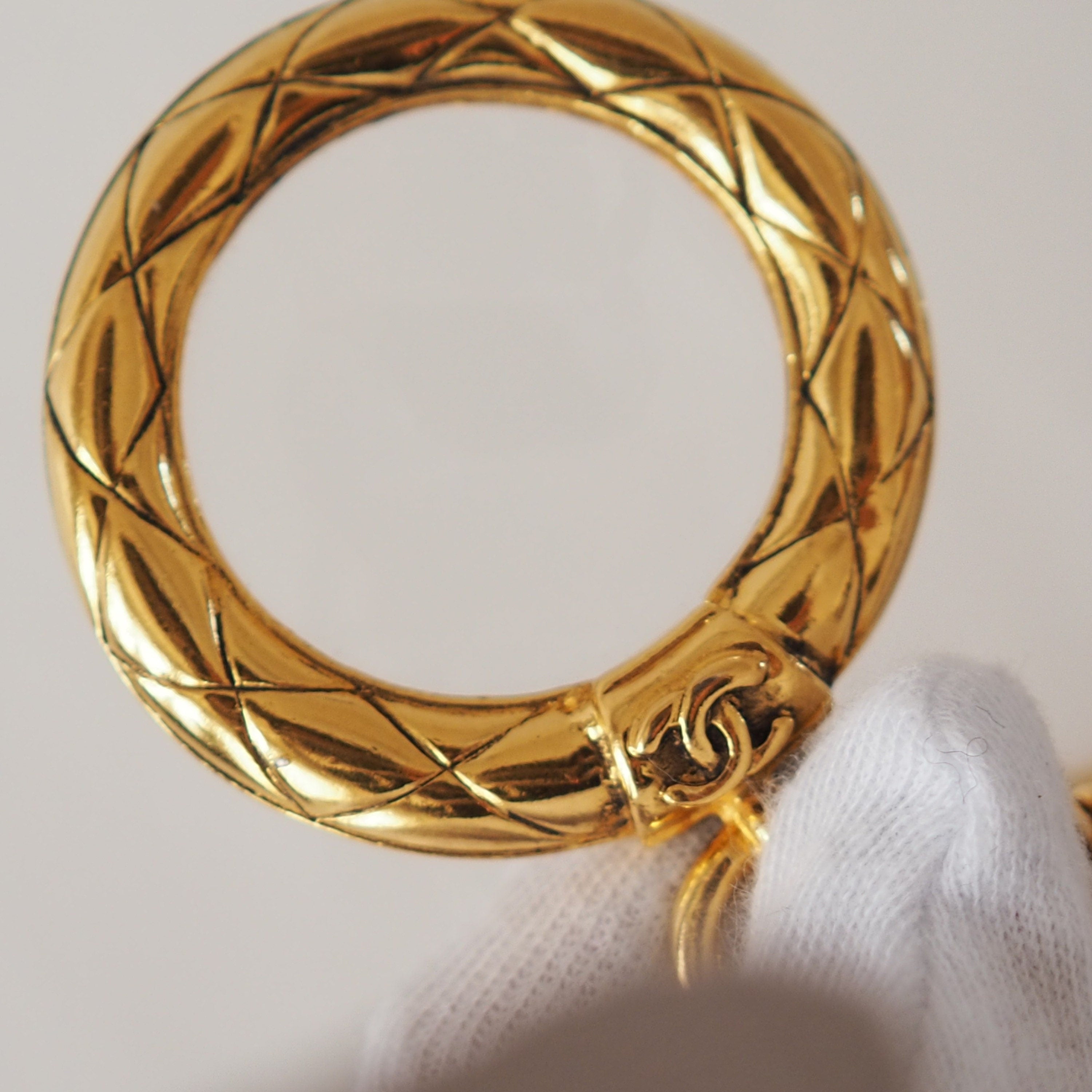 CHANEL Loupe Necklace COCO Mark Gold Plated Loupe Collection Authentic Vintage Rare