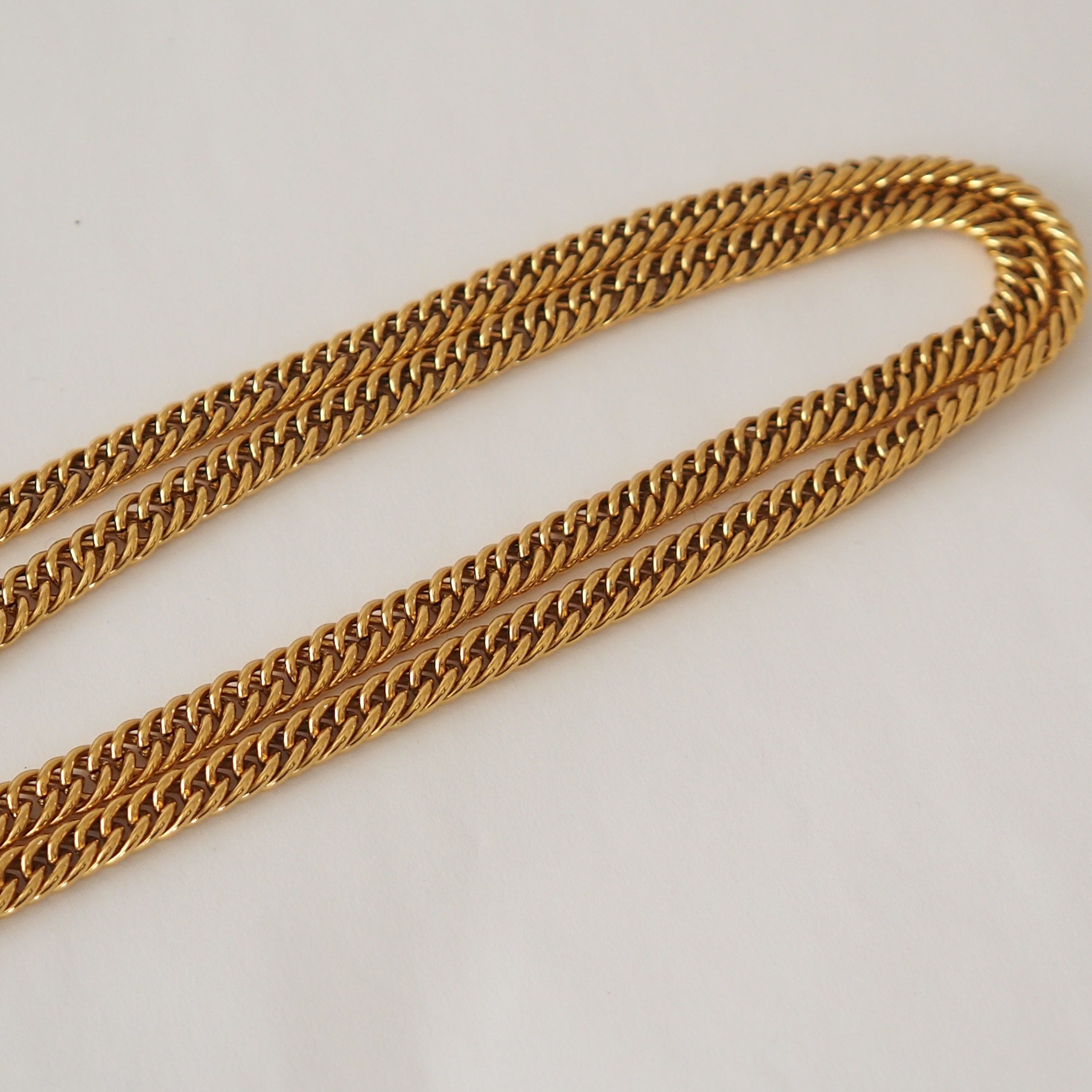CHANEL Loupe Necklace COCO Mark Gold Plated Loupe Collection Authentic Vintage Rare