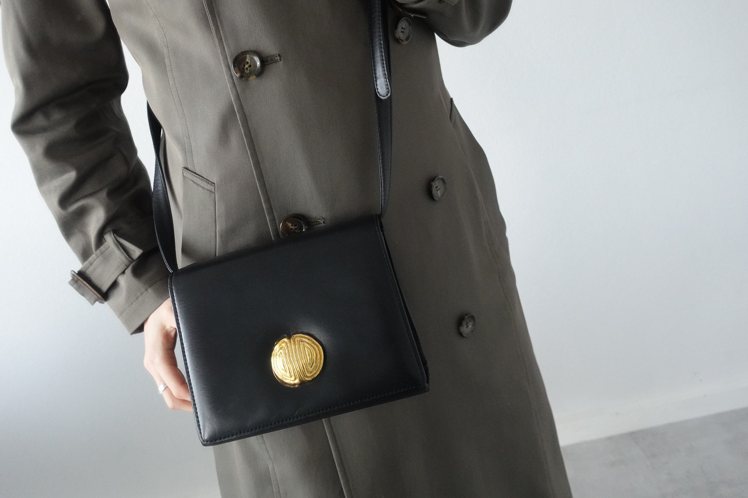 GIVENCHY Hand Shoulder Bag Leather Black Vintage Authentic