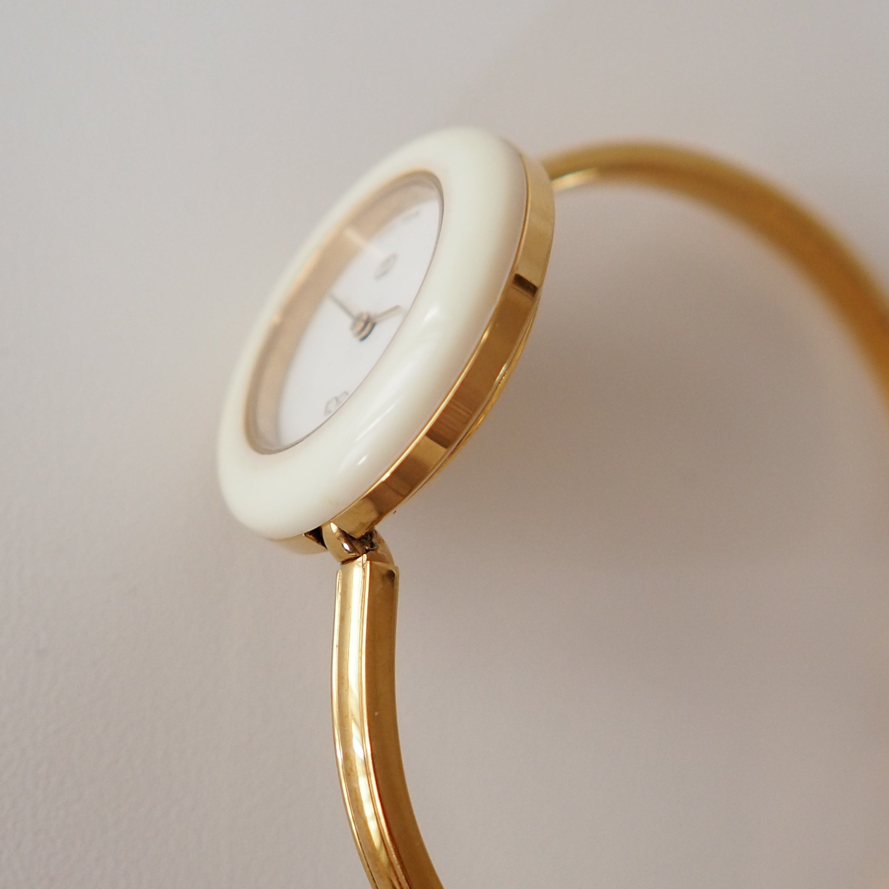 GUCCI Accessories Change Bezel 12 colors Bangle watch Wristwatch Gold