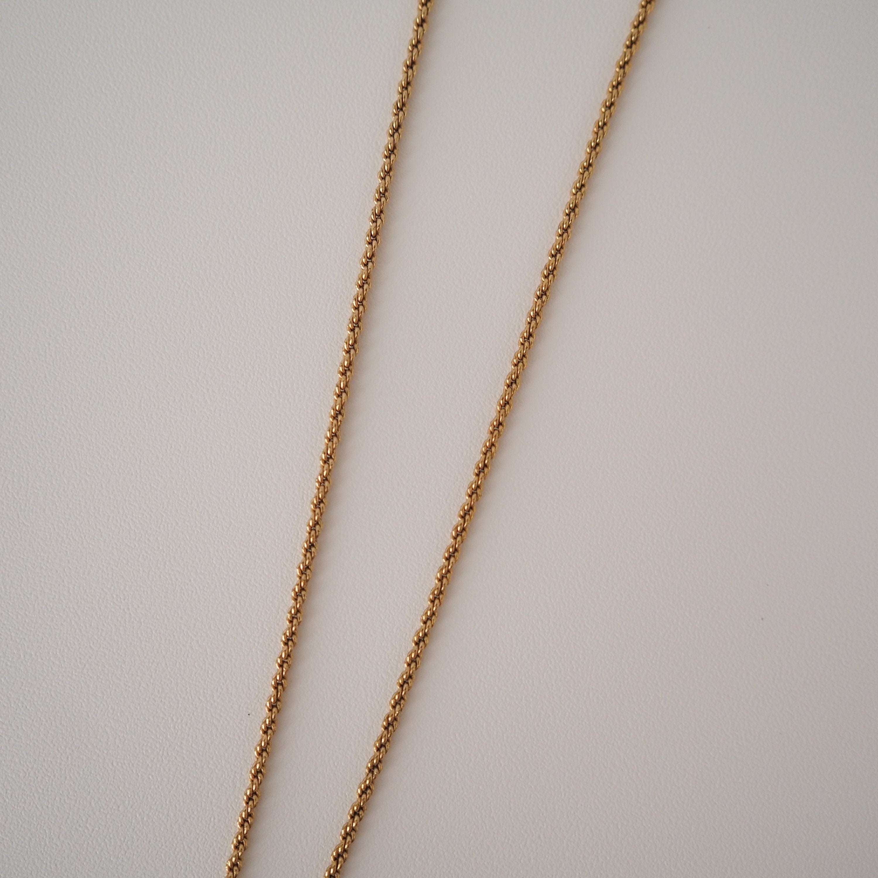 Christian Dior Necklace CD Logo Vintage Metal Gold Authentic