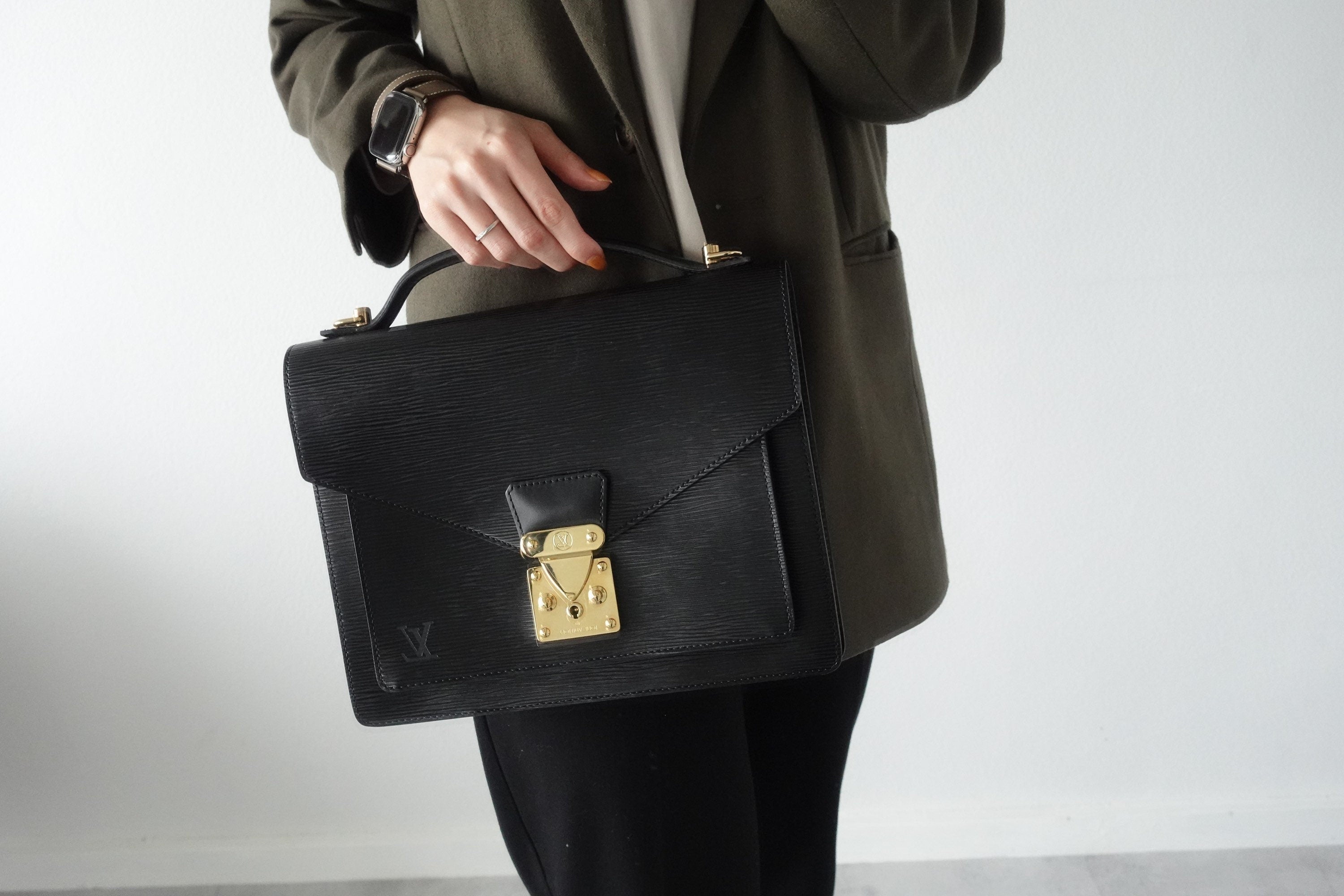 LOUIS VUITTON Epi Monceau 2way Hand Shoulder Bag Black Authentic