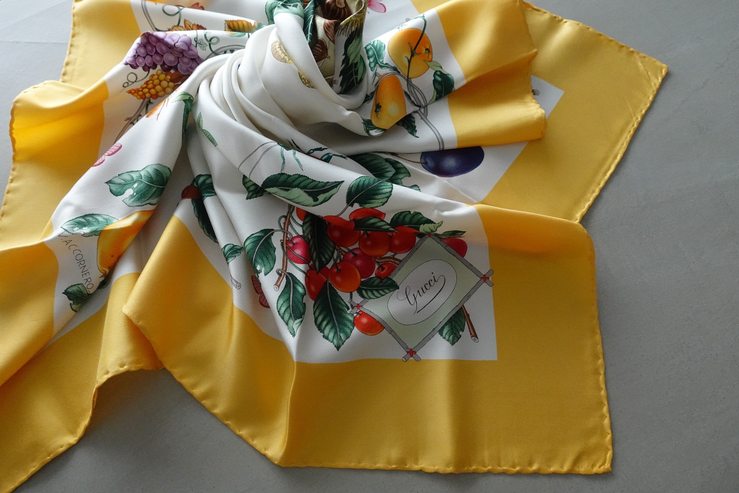GUCCI Scarf Silk Yellow Fruits Authentic