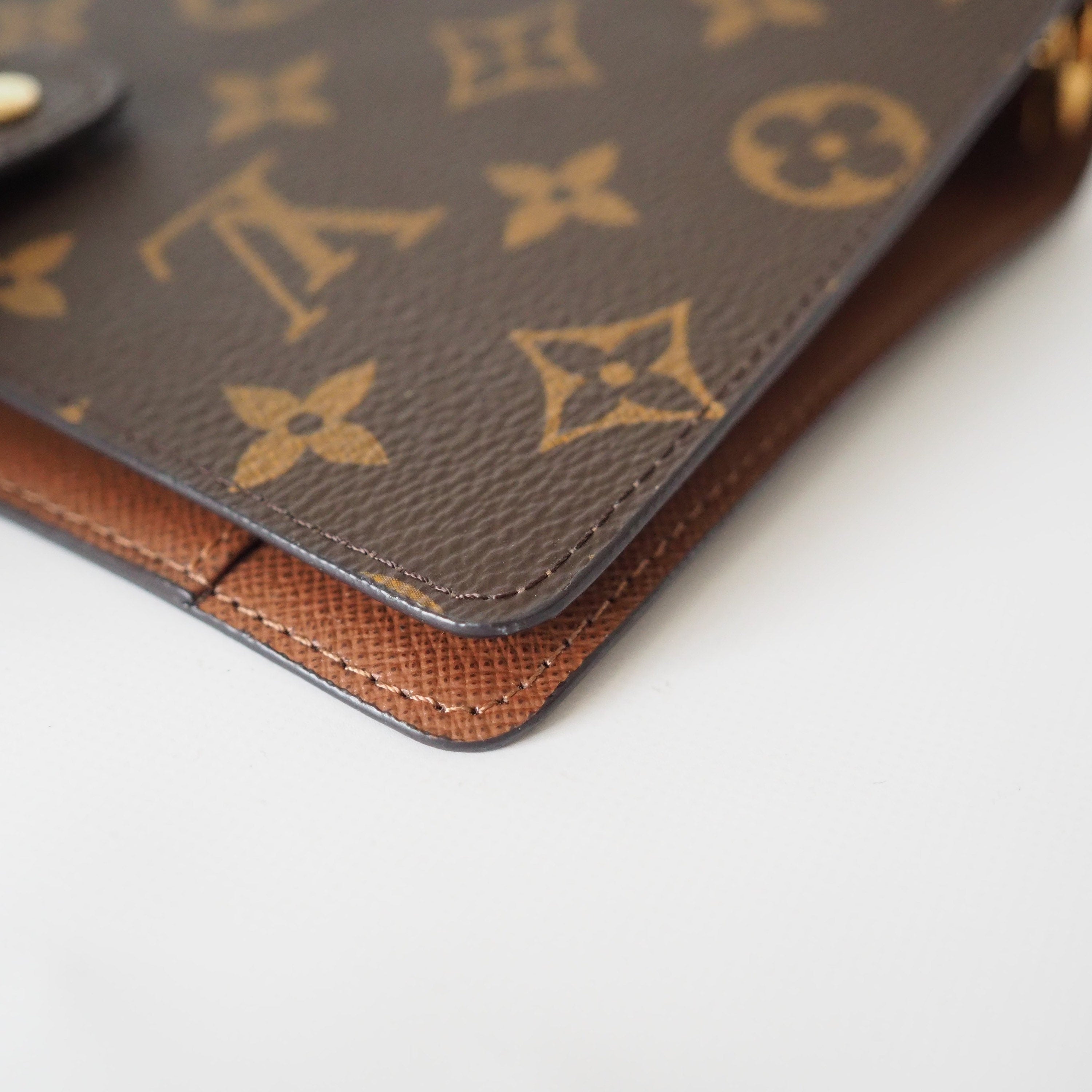 LOUIS VUITTON Agenda MM Monogram Day Planner Cover Authentic