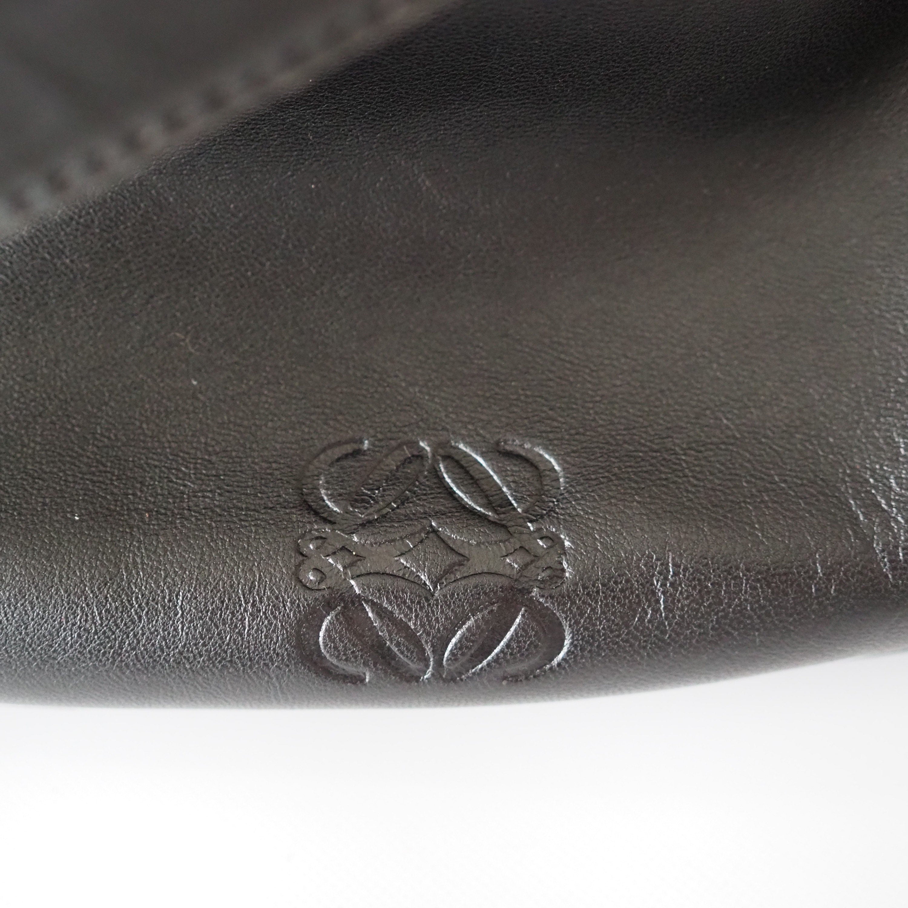 LOEWE Flamenco Anagram Shoulder bag Black Leather Vintage Authentic