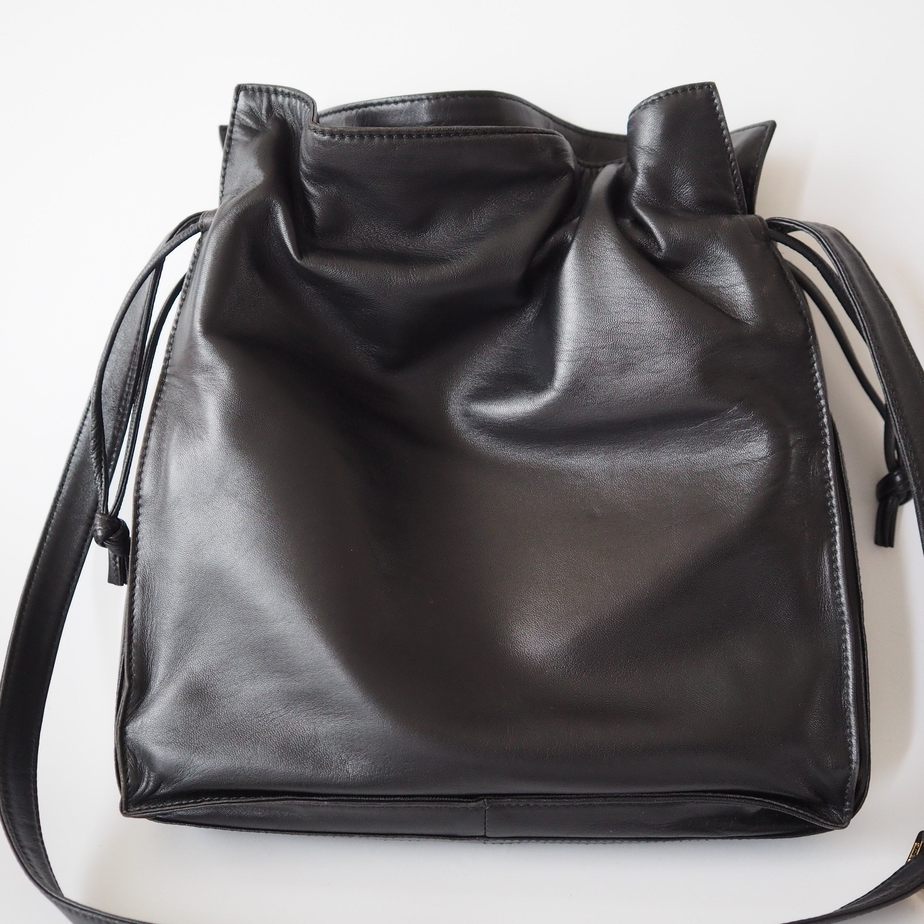 LOEWE Flamenco Anagram Shoulder bag Black Leather Vintage Authentic