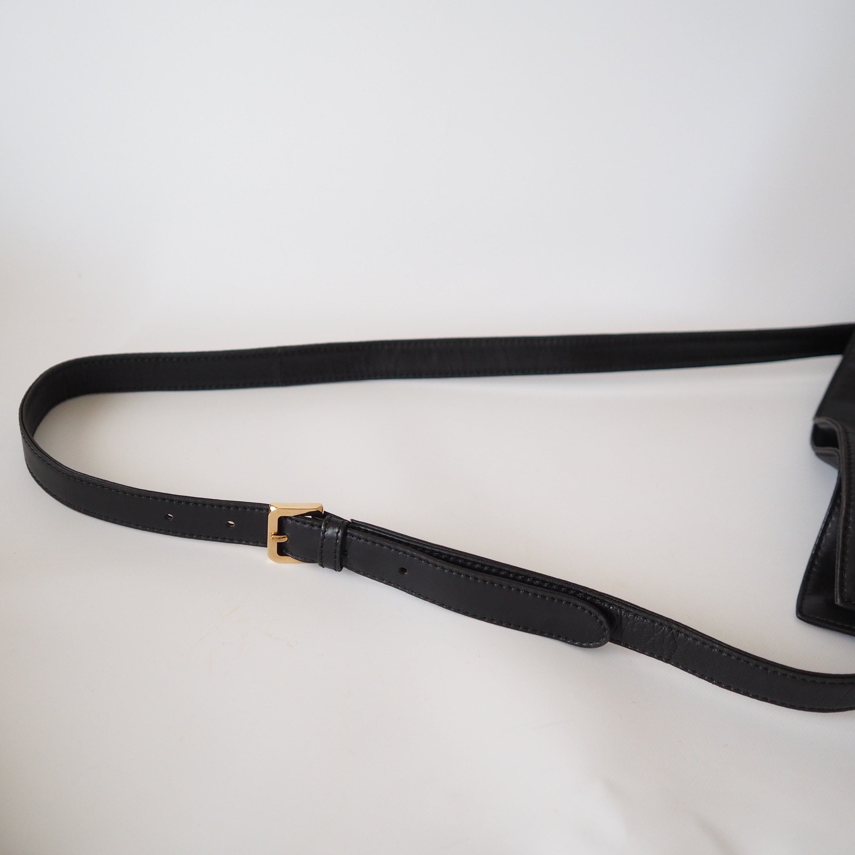 LOEWE Flamenco Anagram Shoulder bag Black Leather Vintage Authentic