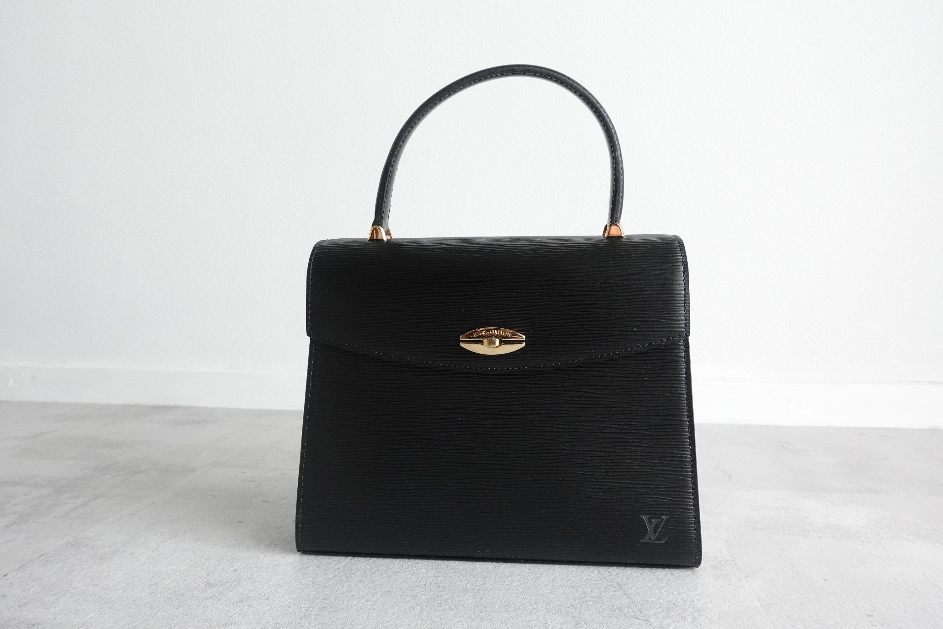 LOUIS VUITTON Epi Malesherbes Hand Bag Black M52372 Authentic