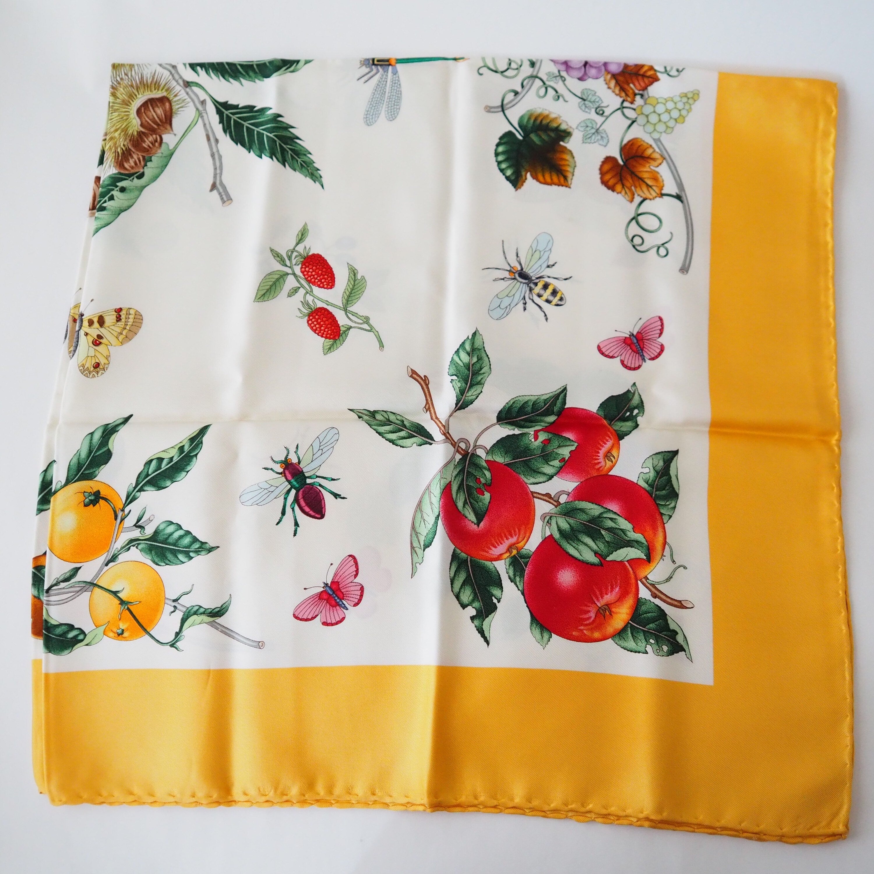 GUCCI Scarf Silk Yellow Fruits Authentic