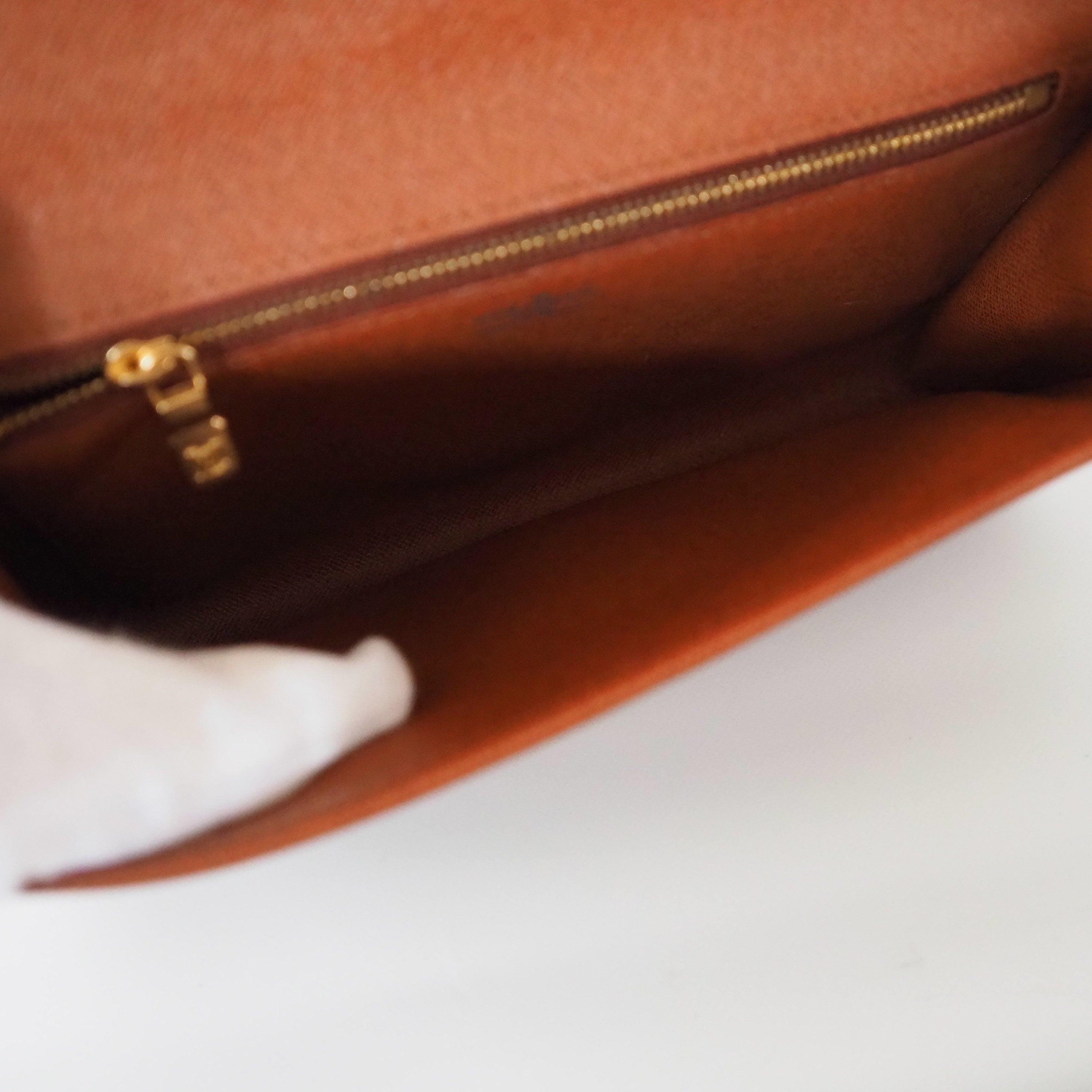 LOUIS VUITTON Monogram Bordeaux Shoulder Clutch Bag Brown Vintage lv Authentic