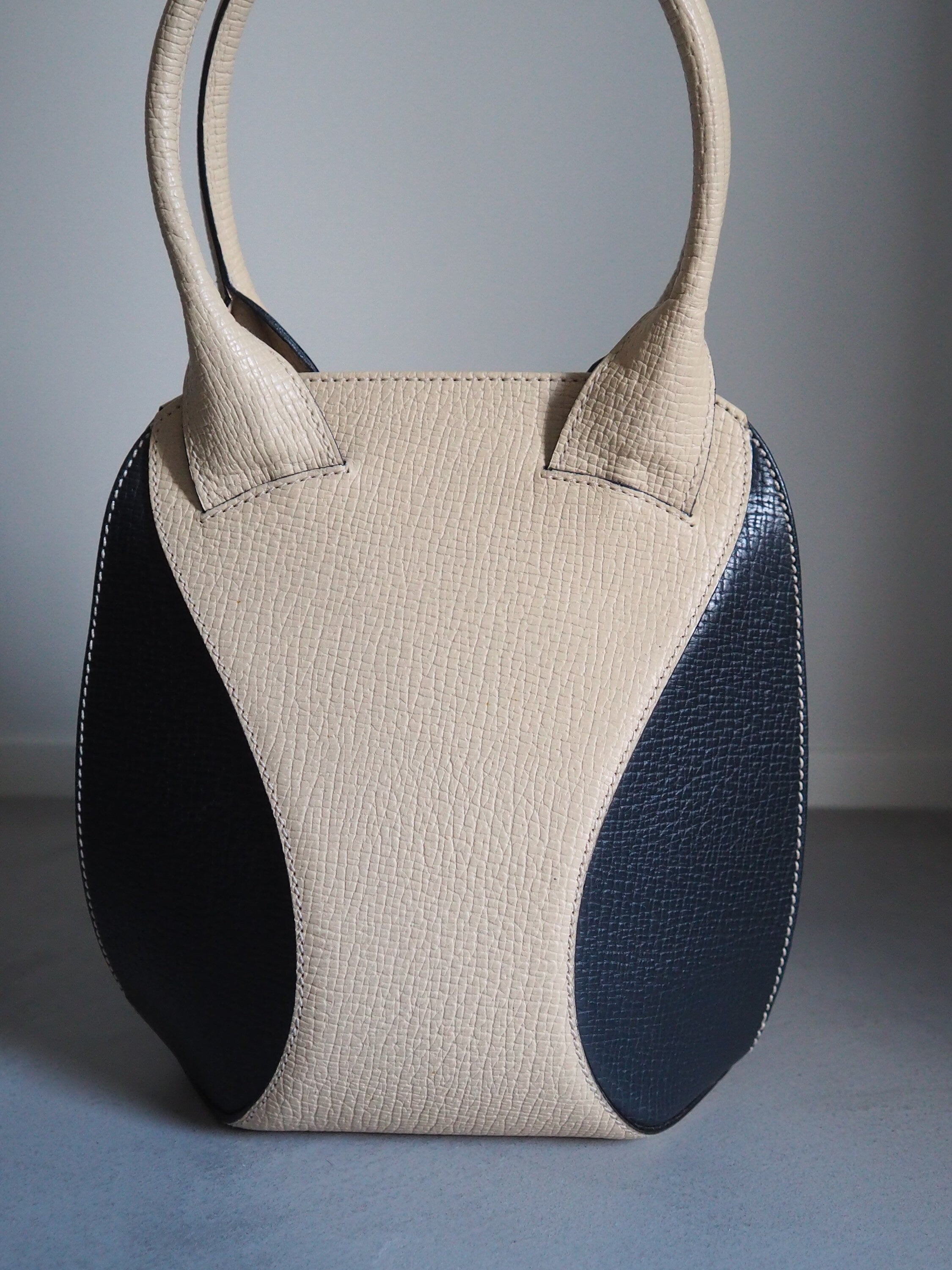 LOEWE Shoulder Hand Bag Leather Vintage Black Off White Authentic