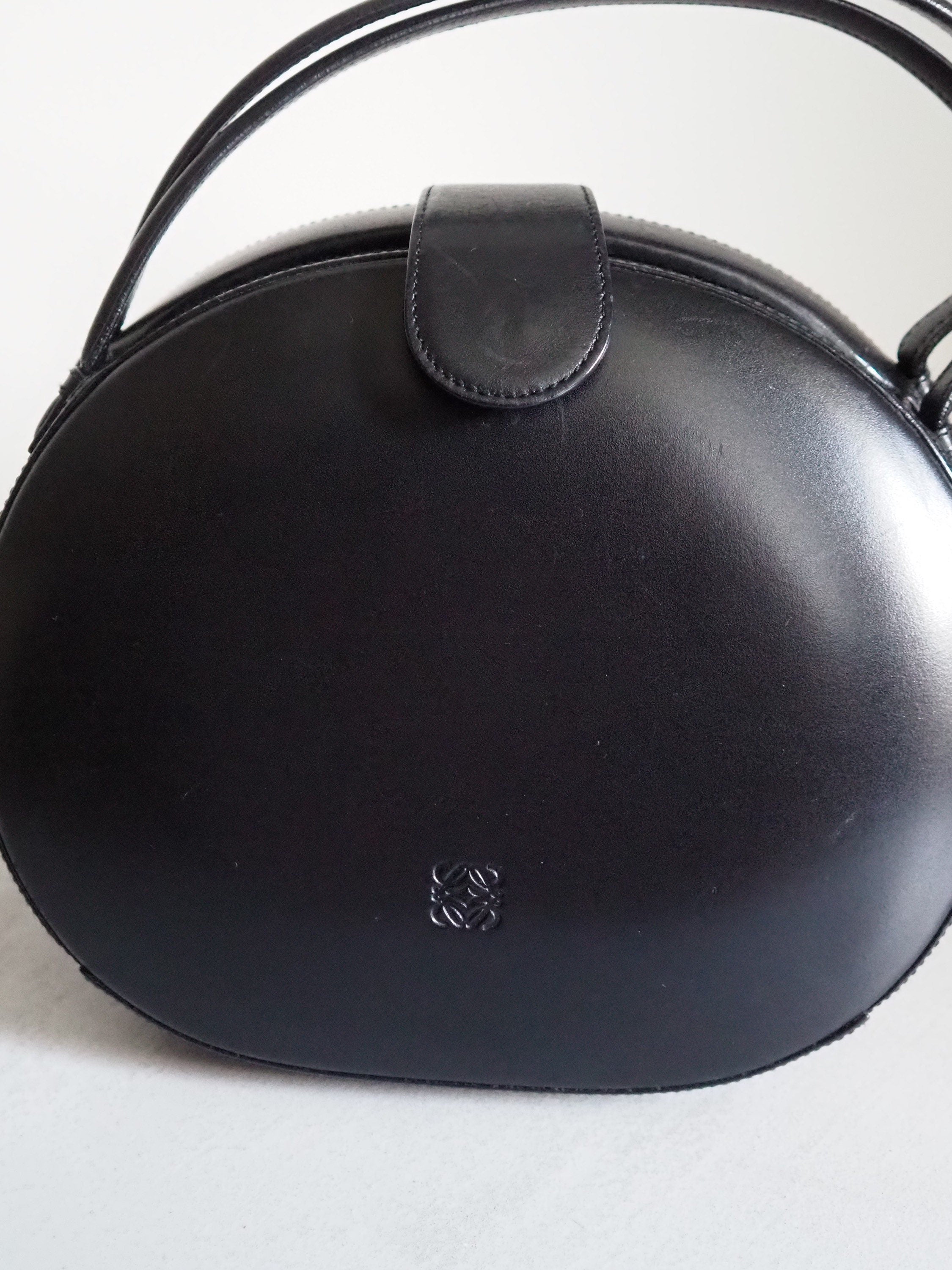 LOEWE Circle Hand Bag Anagram Black Leather Vintage Authentic