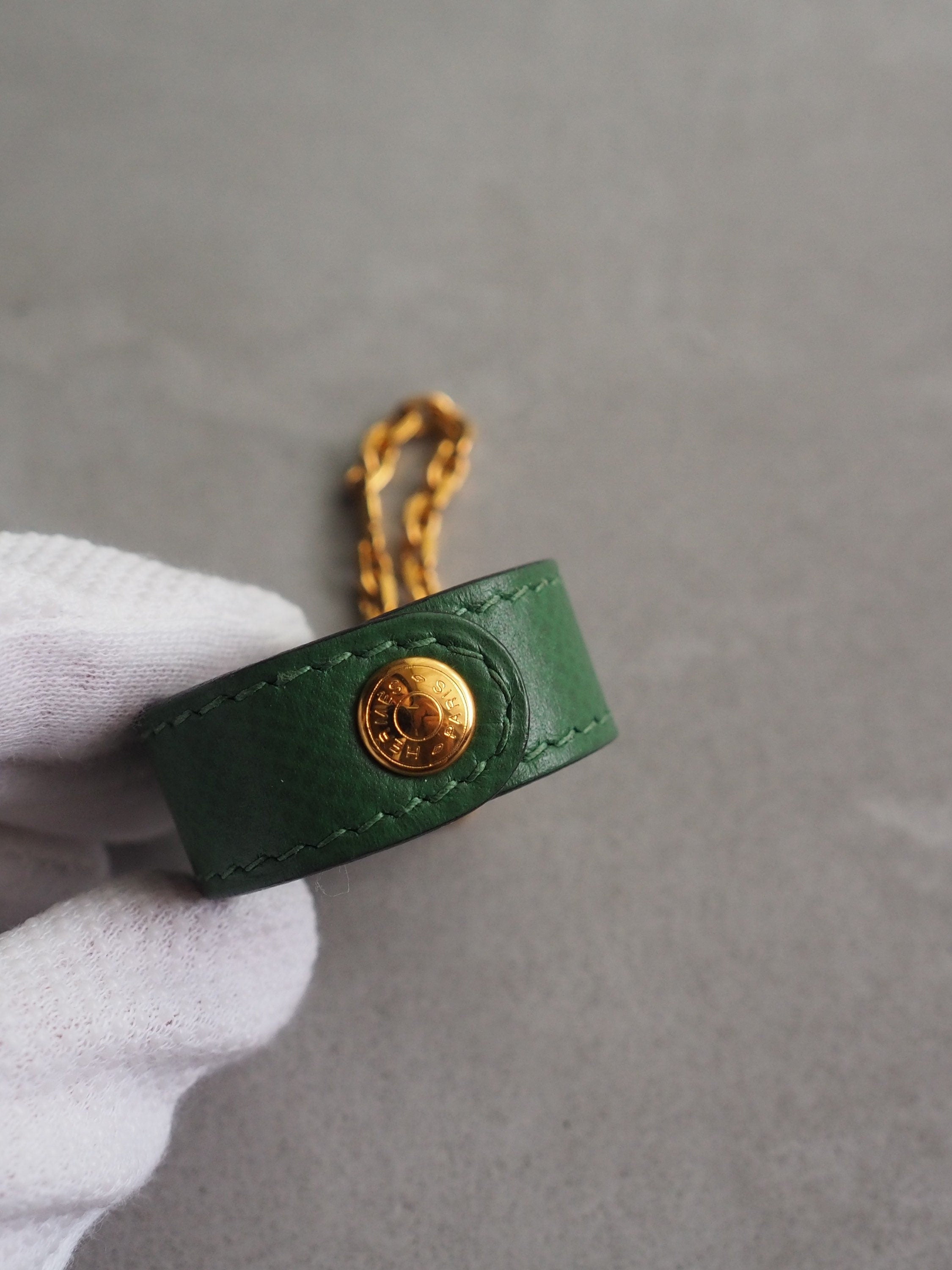 HERMES Nomade Glove Multi Holder Keyring Green Vintage Authentic