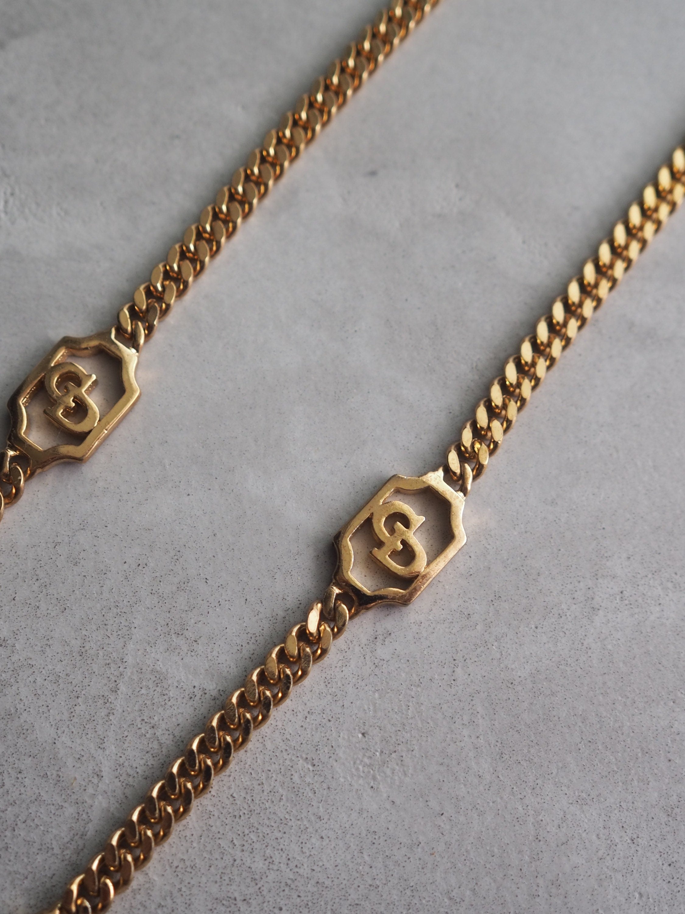 Christian Dior Long Necklace CD Logo Vintage Metal Gold Authentic