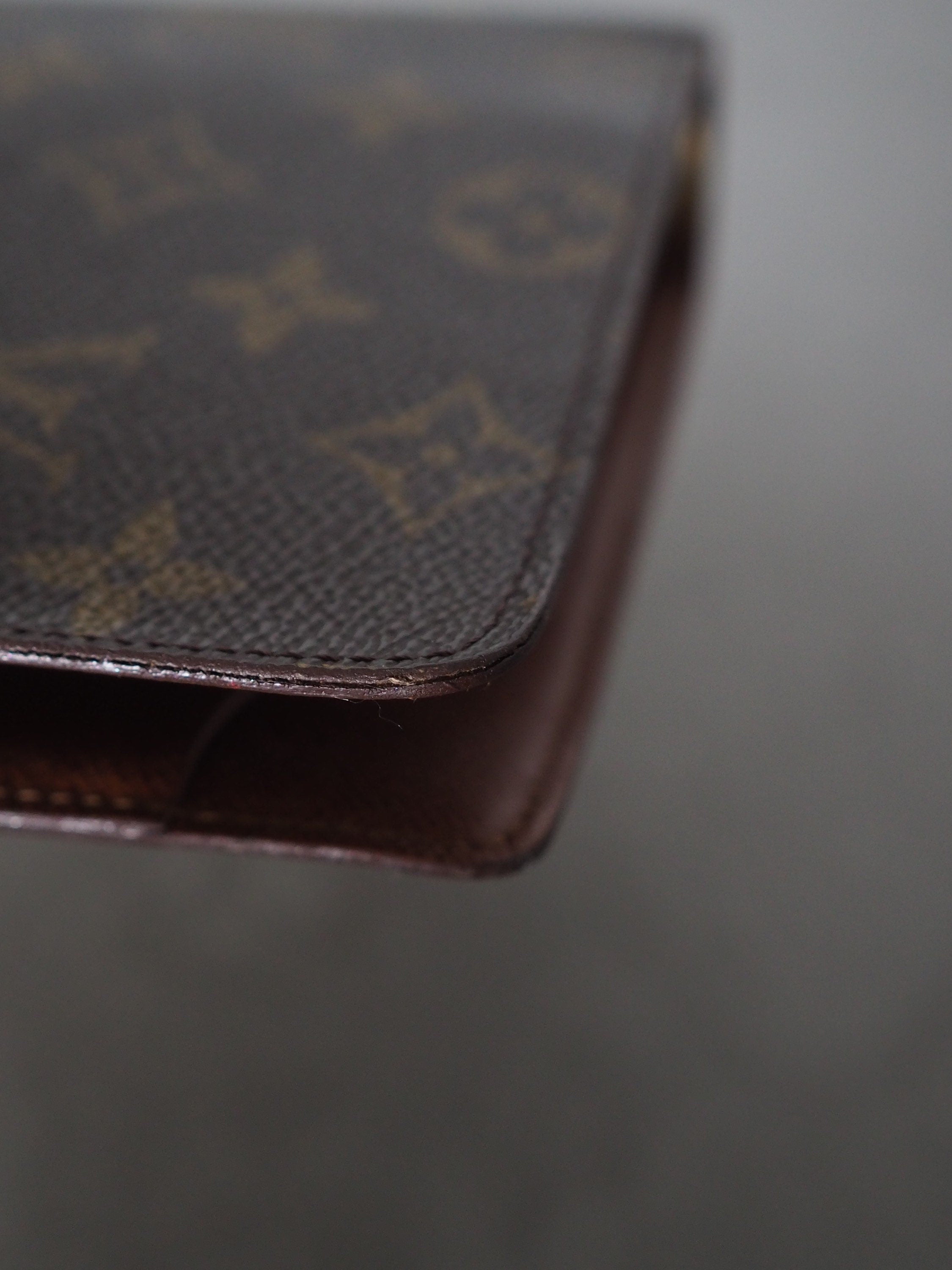 LOUIS VUITTON Agenda MM Monogram Day Planner Cover Authentic