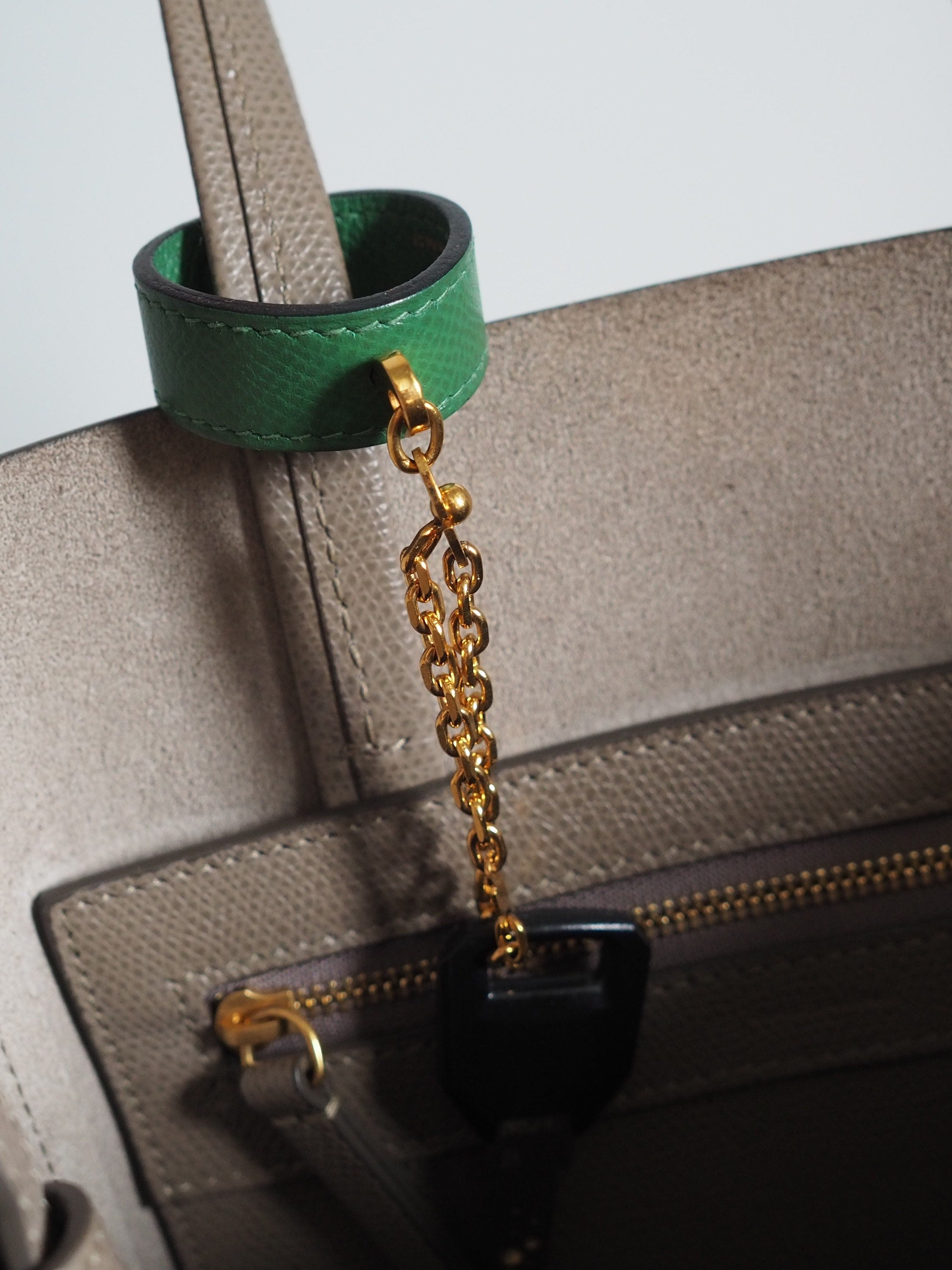 HERMES Nomade Glove Multi Holder Keyring Green Vintage Authentic