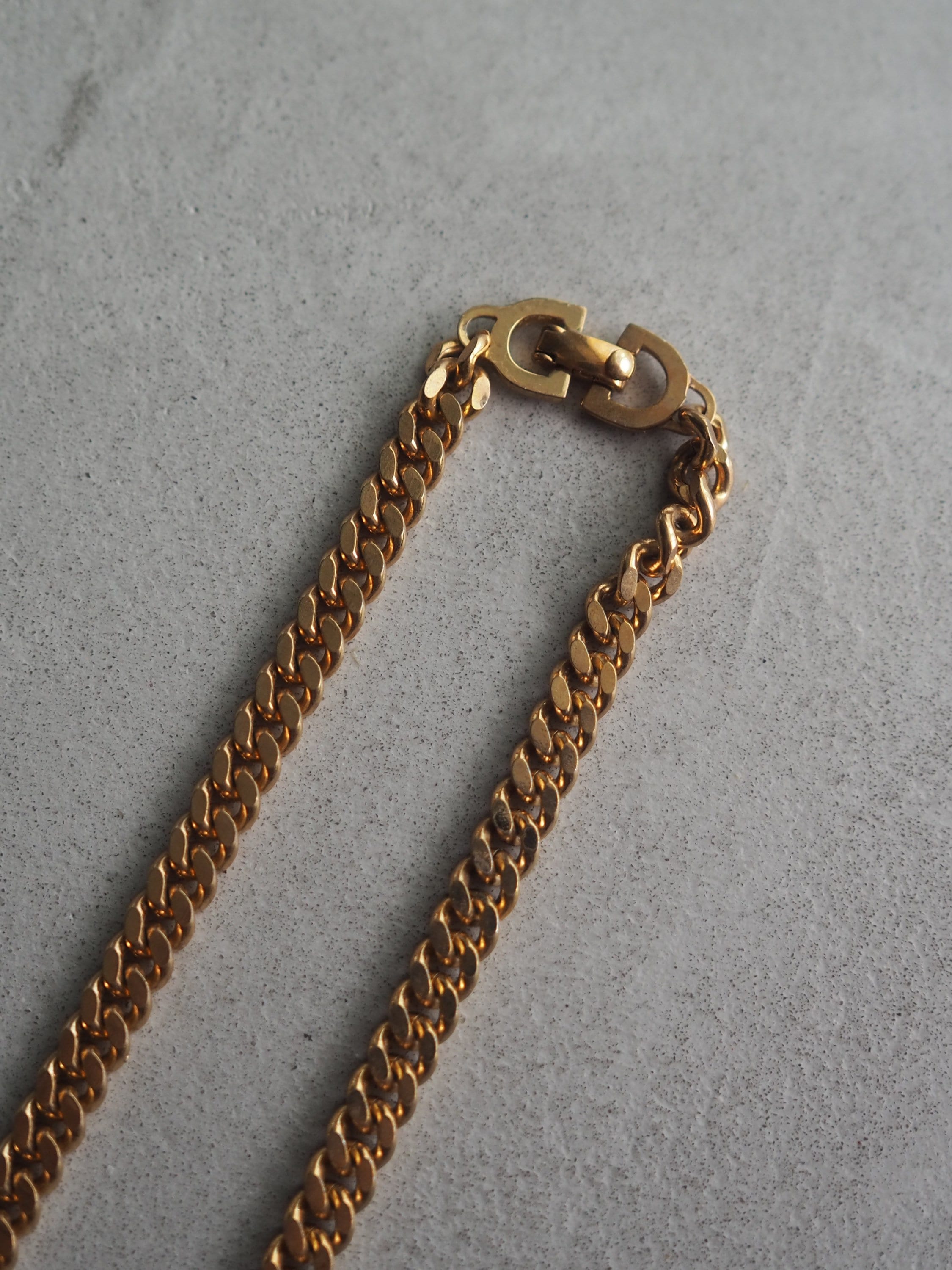 Christian Dior Long Necklace CD Logo Vintage Metal Gold Authentic