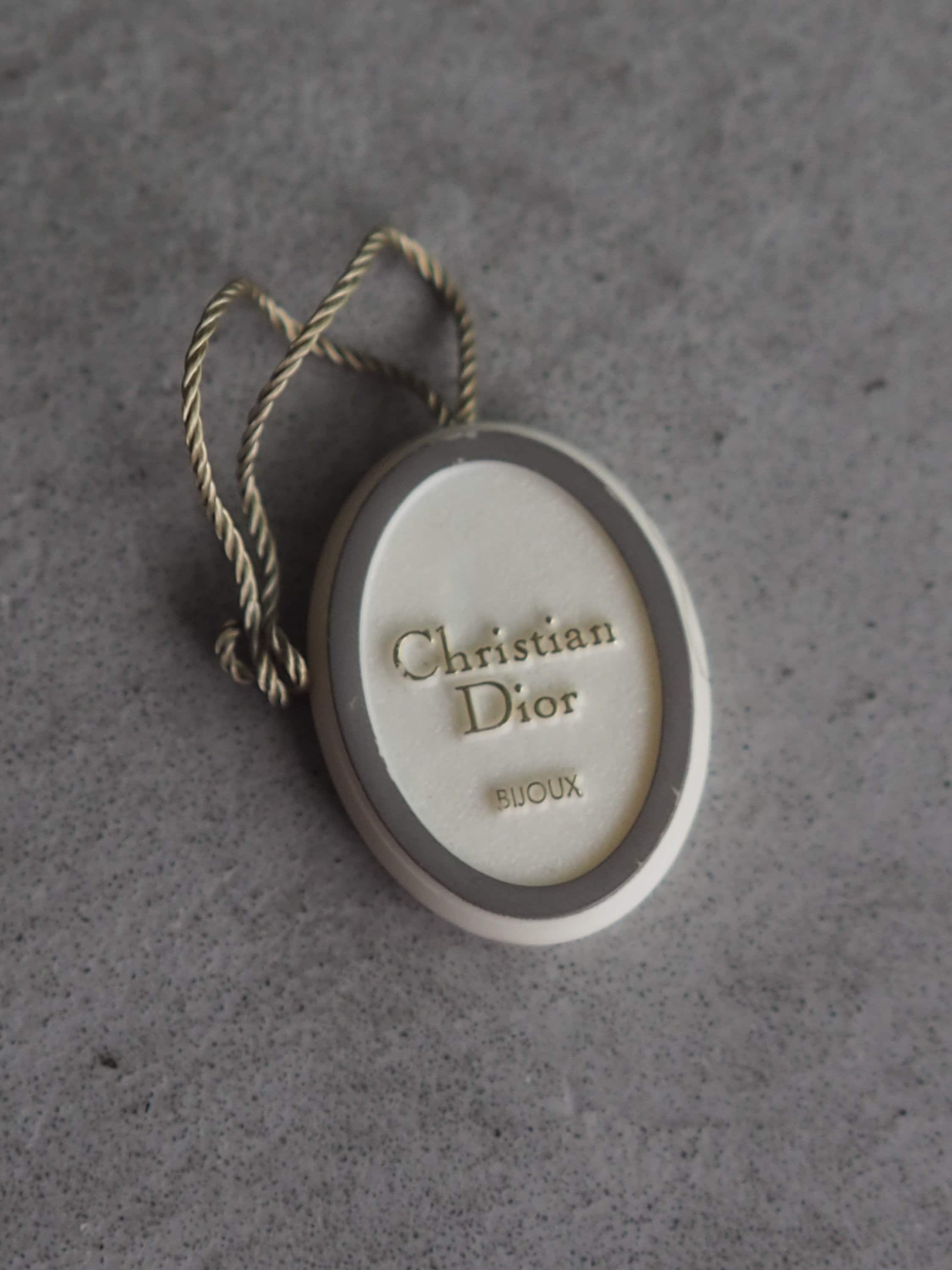 Christian Dior Long Necklace CD Logo Vintage Metal Gold Authentic