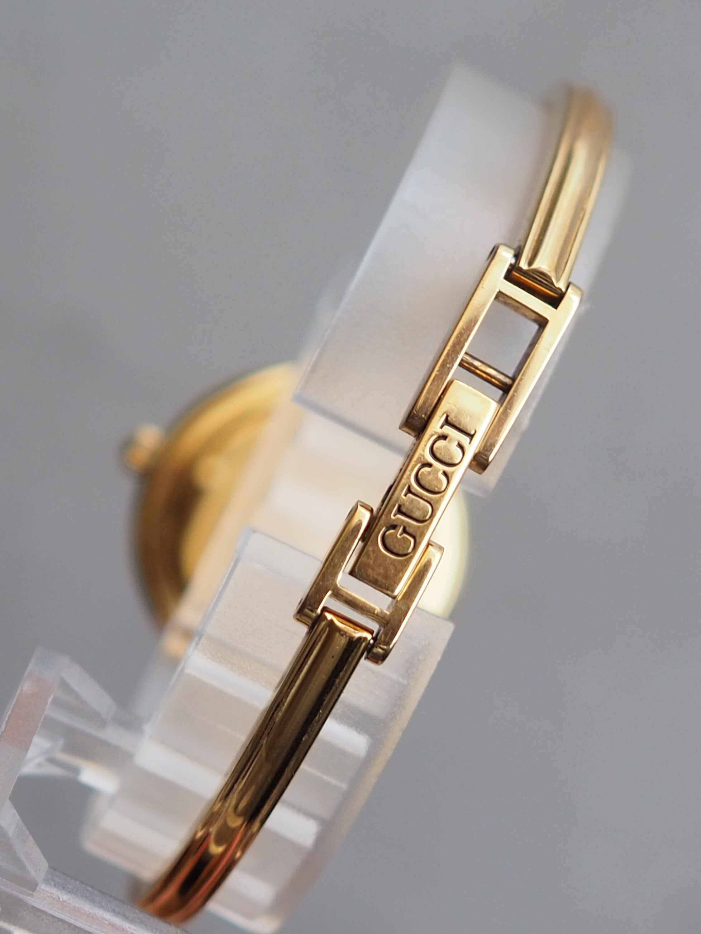 GUCCI Accessories Change Bezel 12 colors Bangle watch Wristwatch Gold