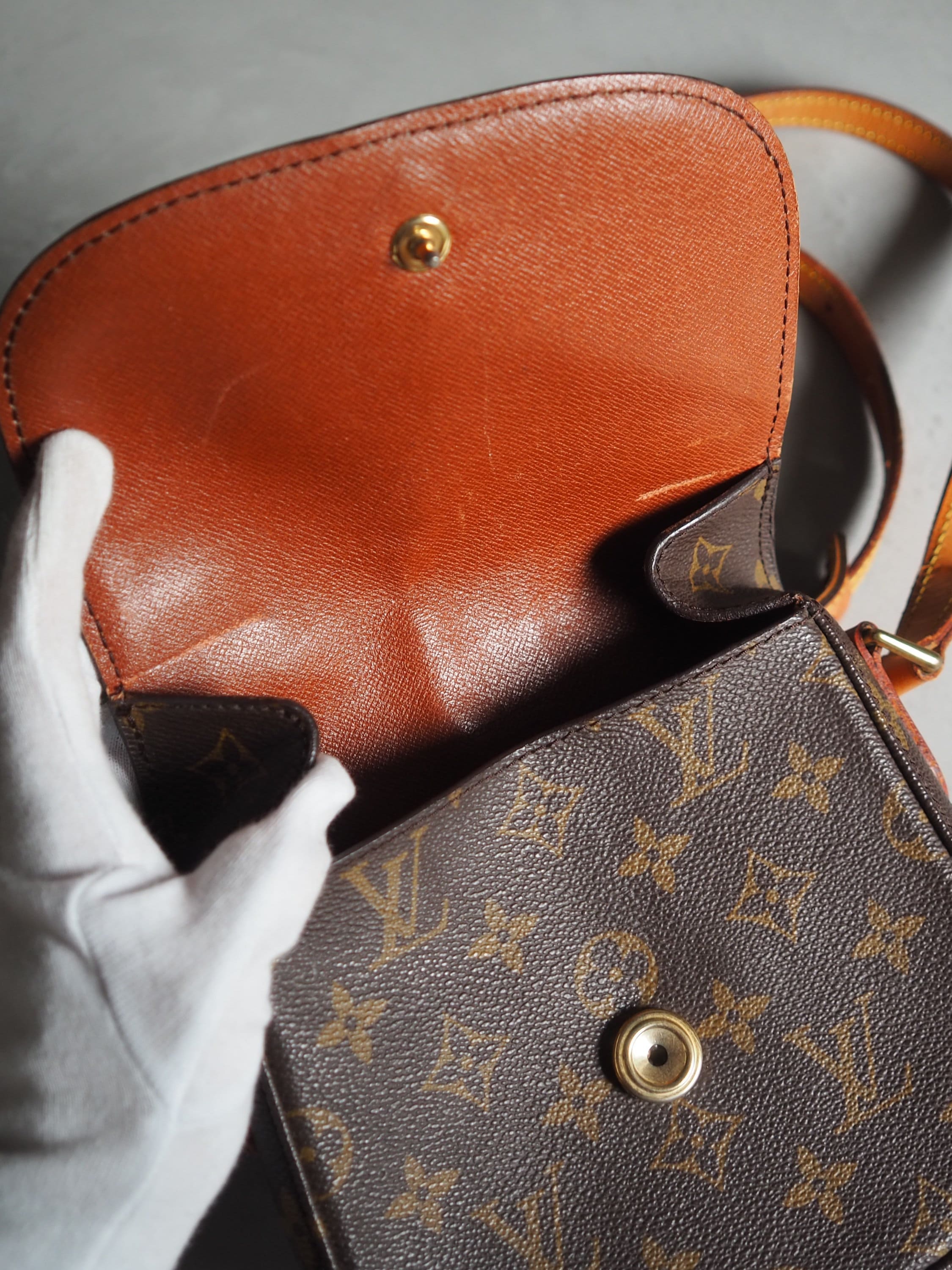 LOUIS VUITTON Monogram Saint Cloud PM Shoulder Bag lV Vintage Cross body Authentic