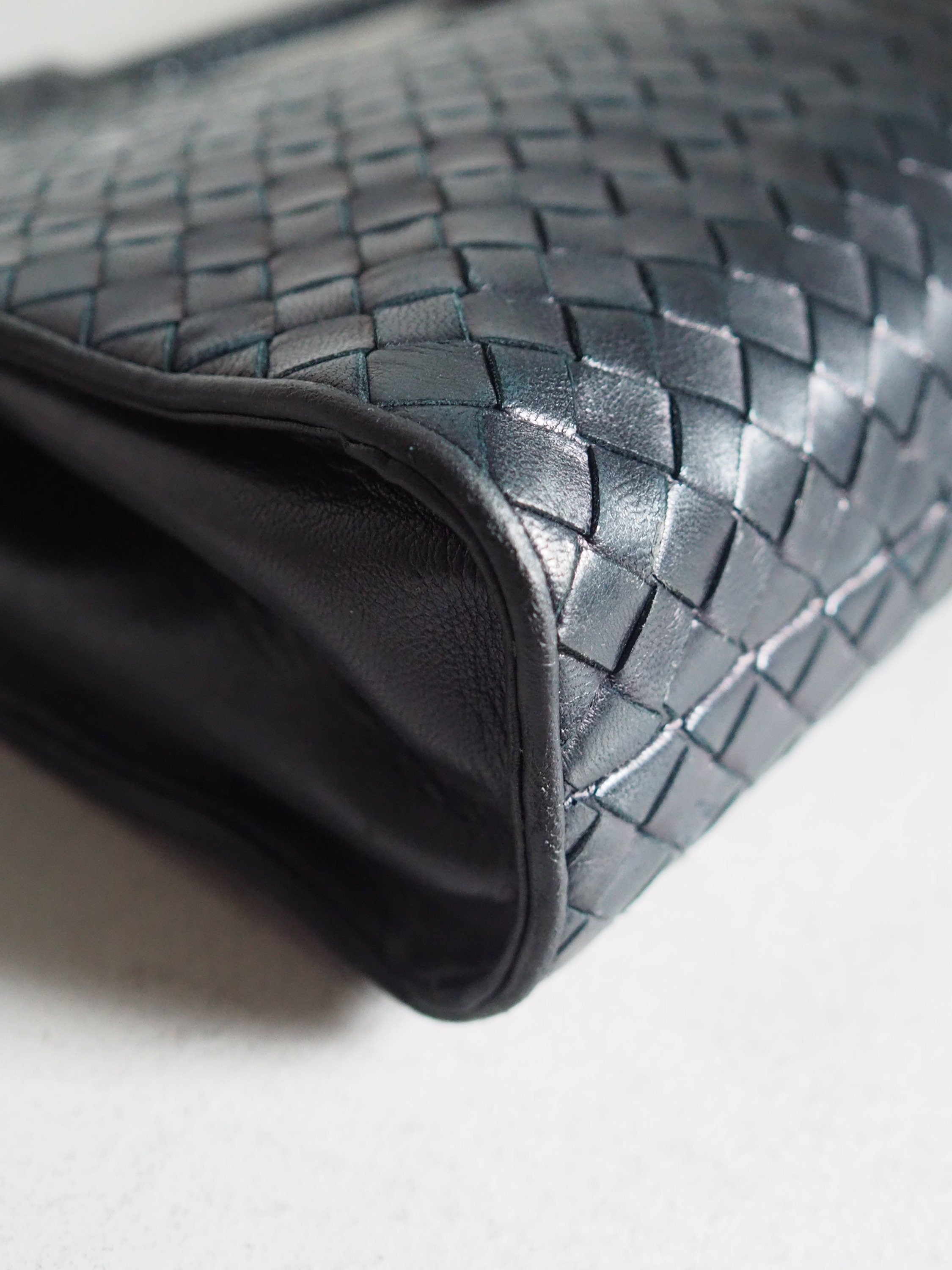 BOTTEGA VENETA Intrecciato Leather Handbag Clutch Black Leather Vintage Authentic