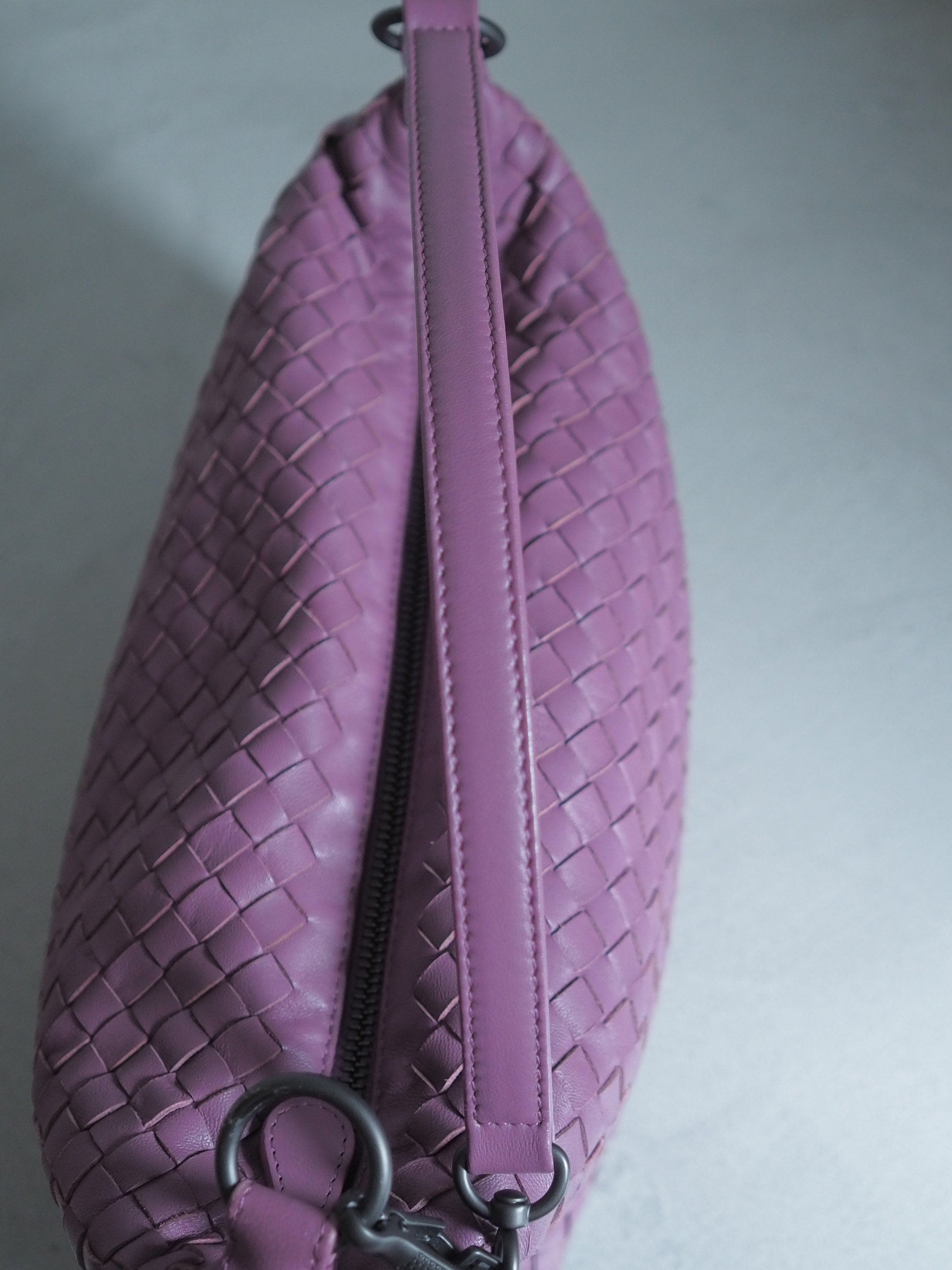 BOTTEGA VENETA Intrecciato Leather Hand Shoulder bag Purple Leather Vintage Authentic