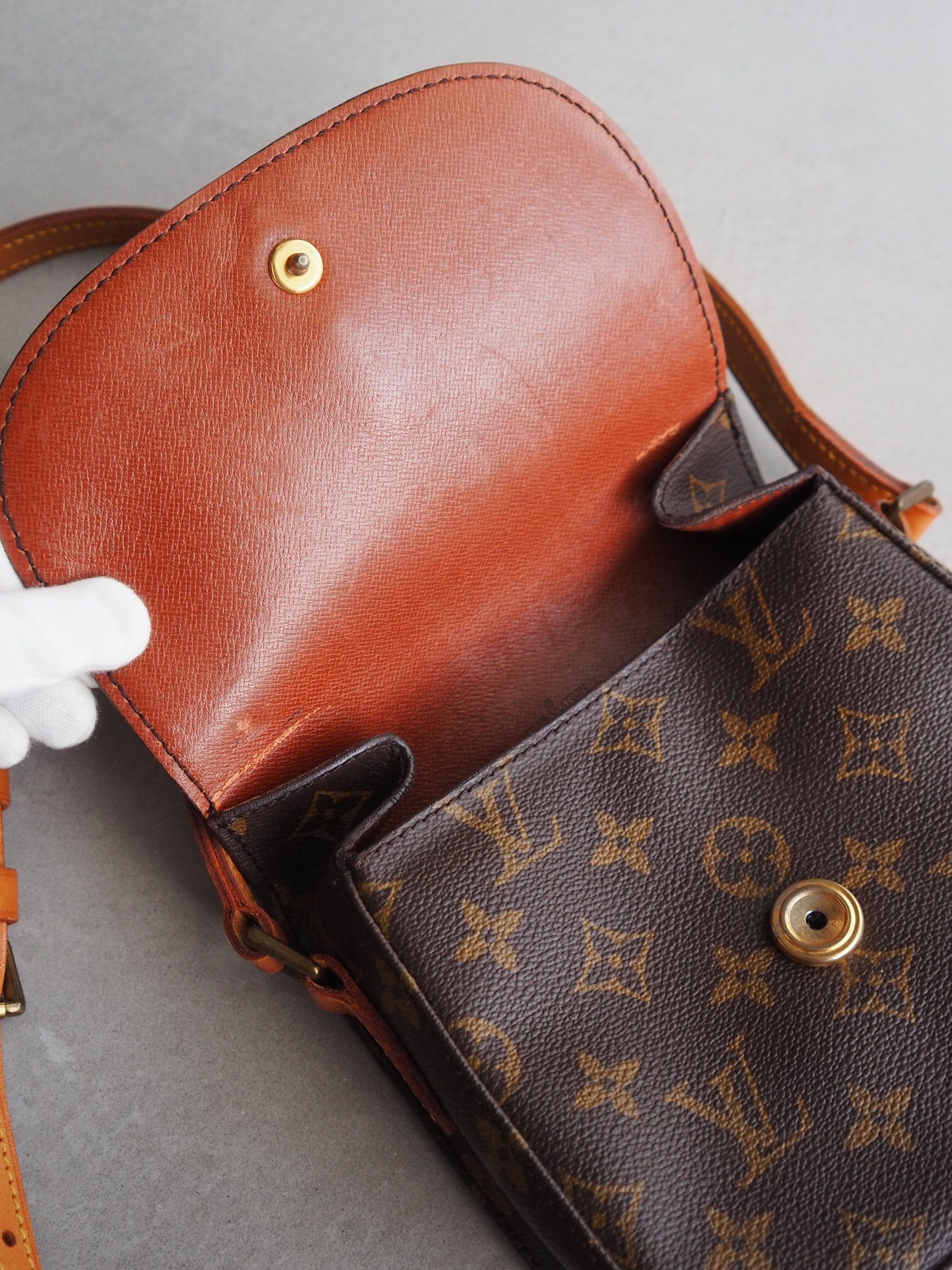 LOUIS VUITTON Monogram Saint Cloud PM Shoulder Bag lV Vintage Cross body Authentic