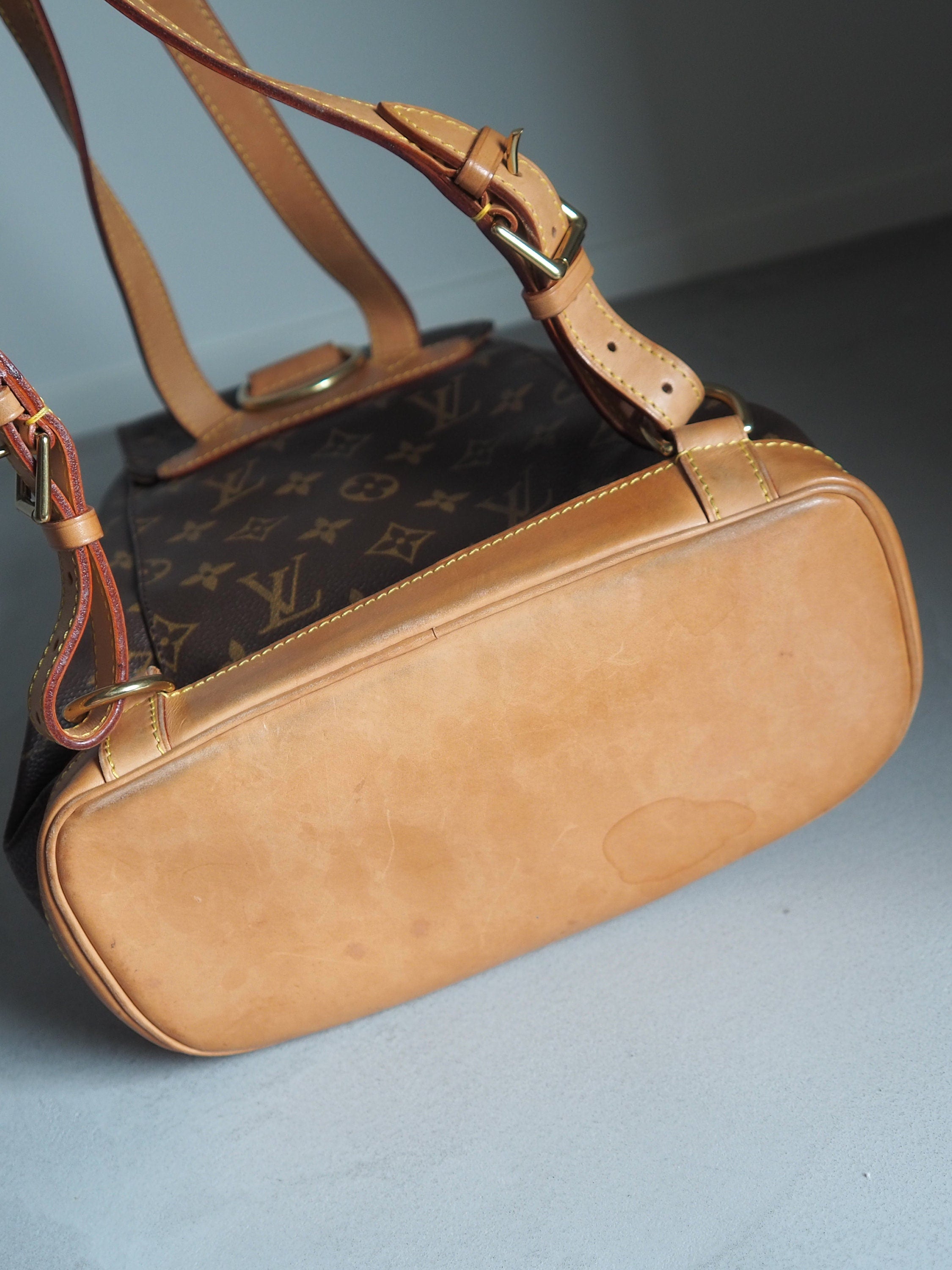 LOUIS VUITTON Montsouris MM Monogram Backpack Shoulder Bag Authentic