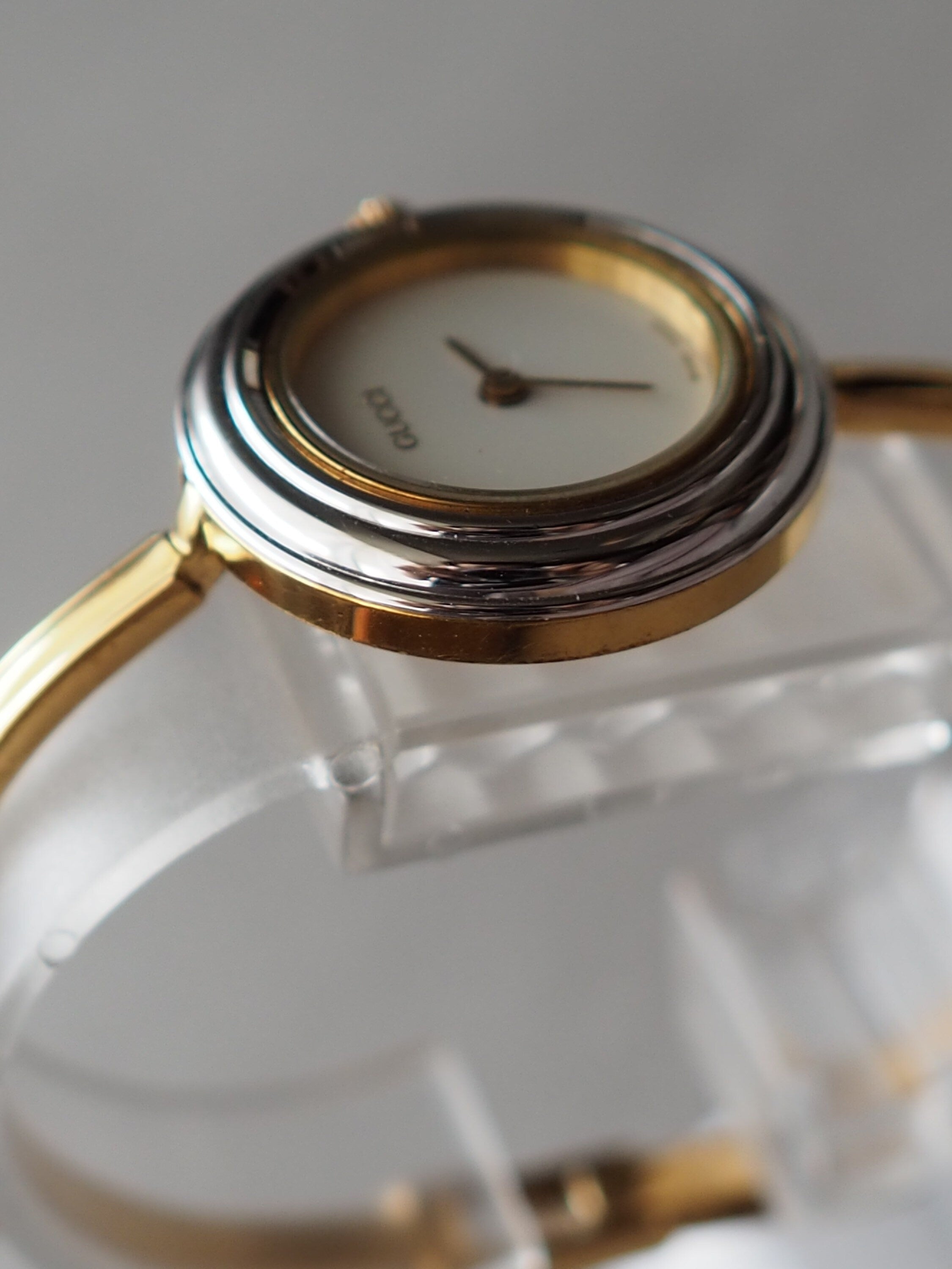 GUCCI Accessories Change Bezel 12 colors Bangle watch Wristwatch Gold