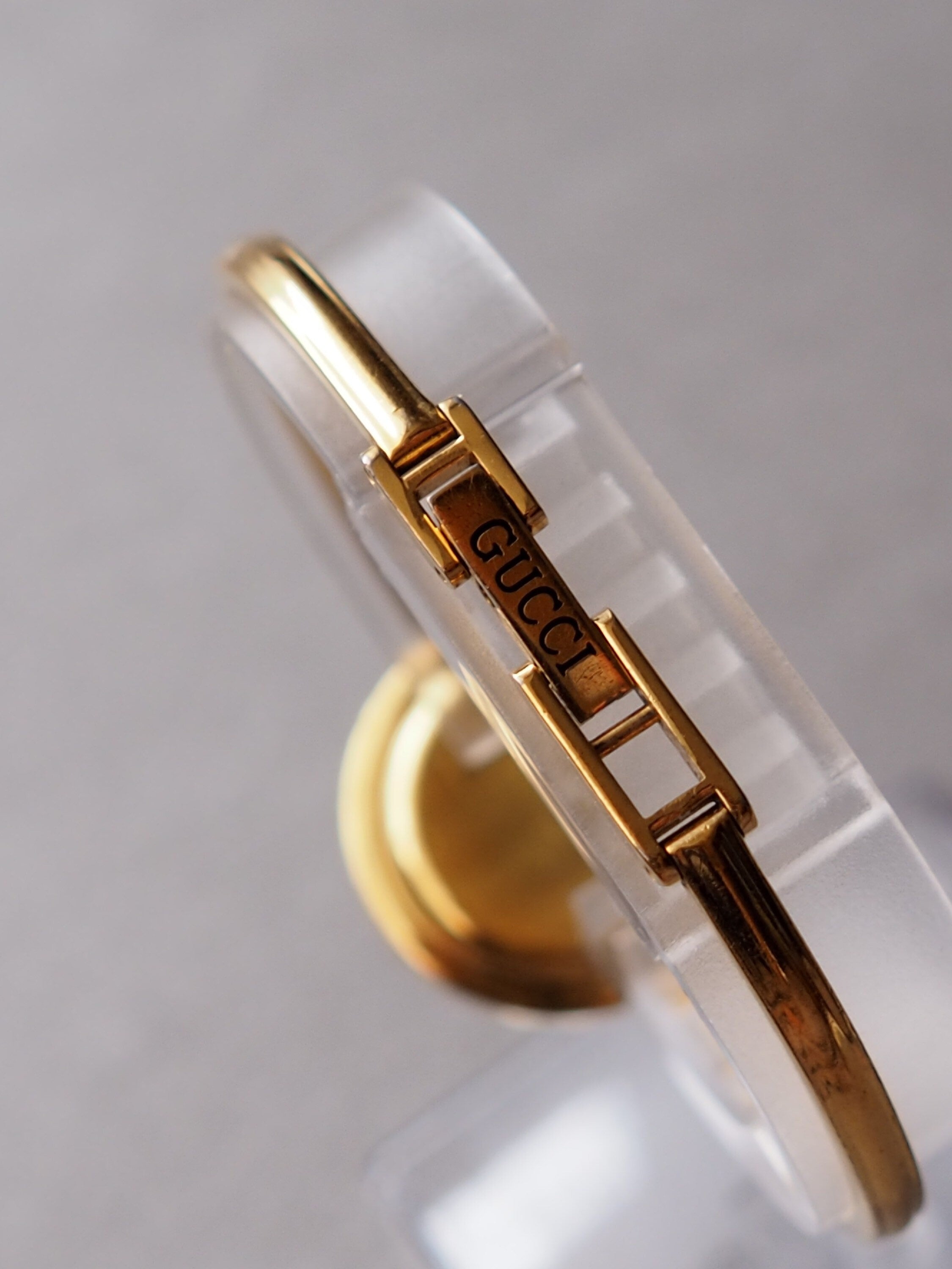 GUCCI Accessories Change Bezel 12 colors Bangle watch Wristwatch Gold