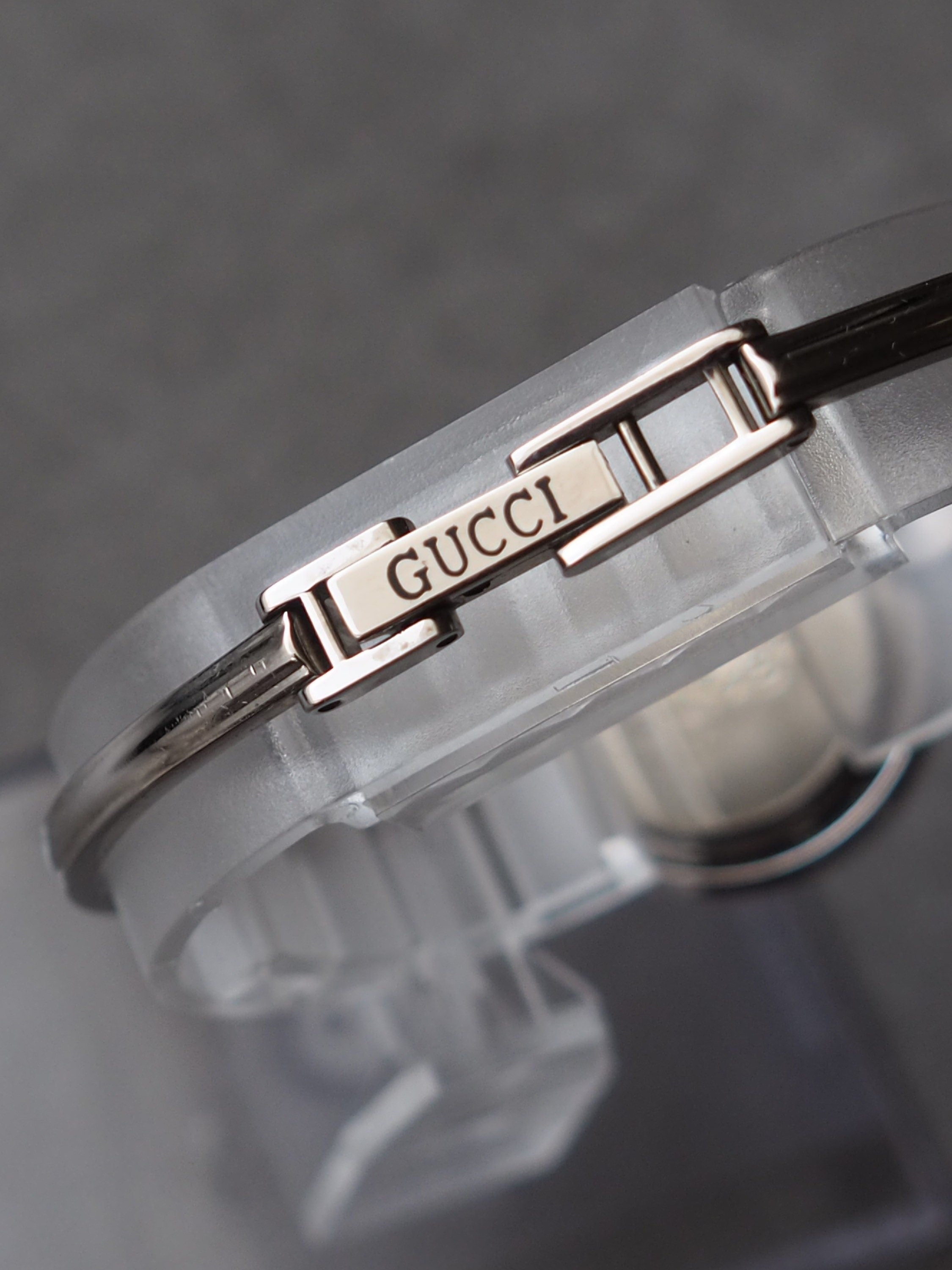 GUCCI Accessories Change Bezel 12 colors Bangle watch Wristwatch Silver