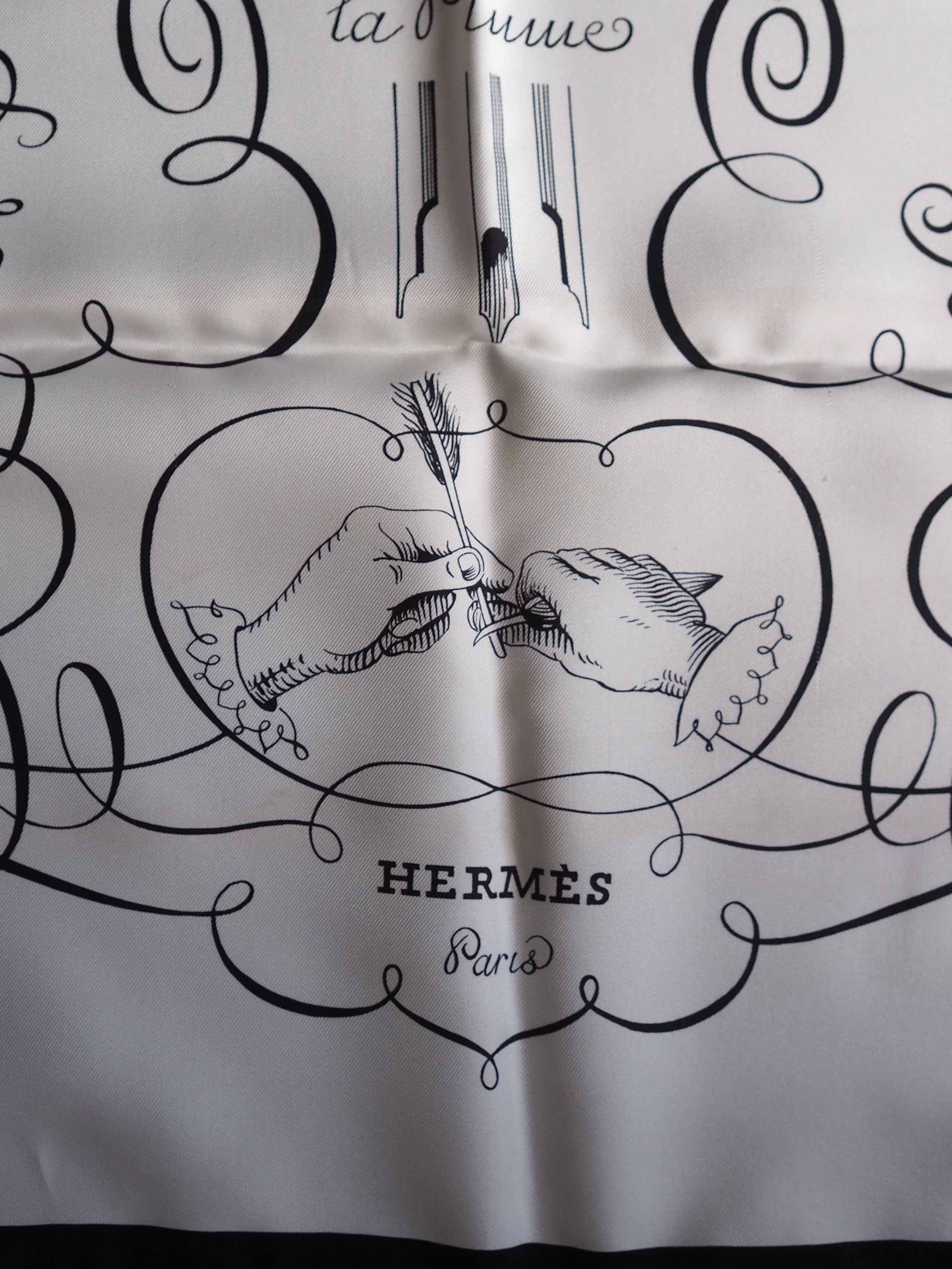 HERMES Scarf Carre 90 " L’art d’Ecrire " Silk Black White Vintage Authentic