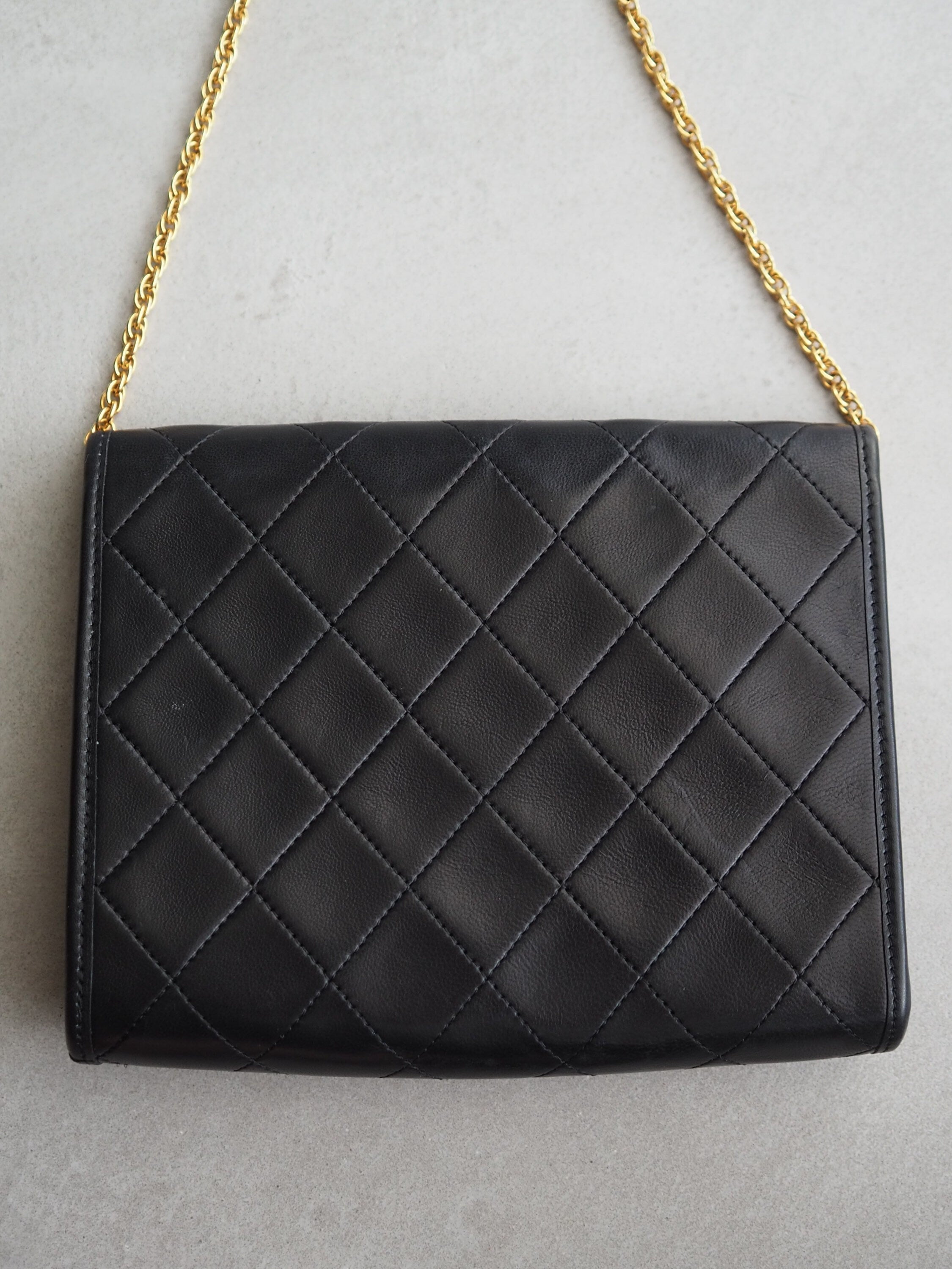 CHANEL Mini Matelasse Quilted CC Chain Shoulder Bag Black Authentic