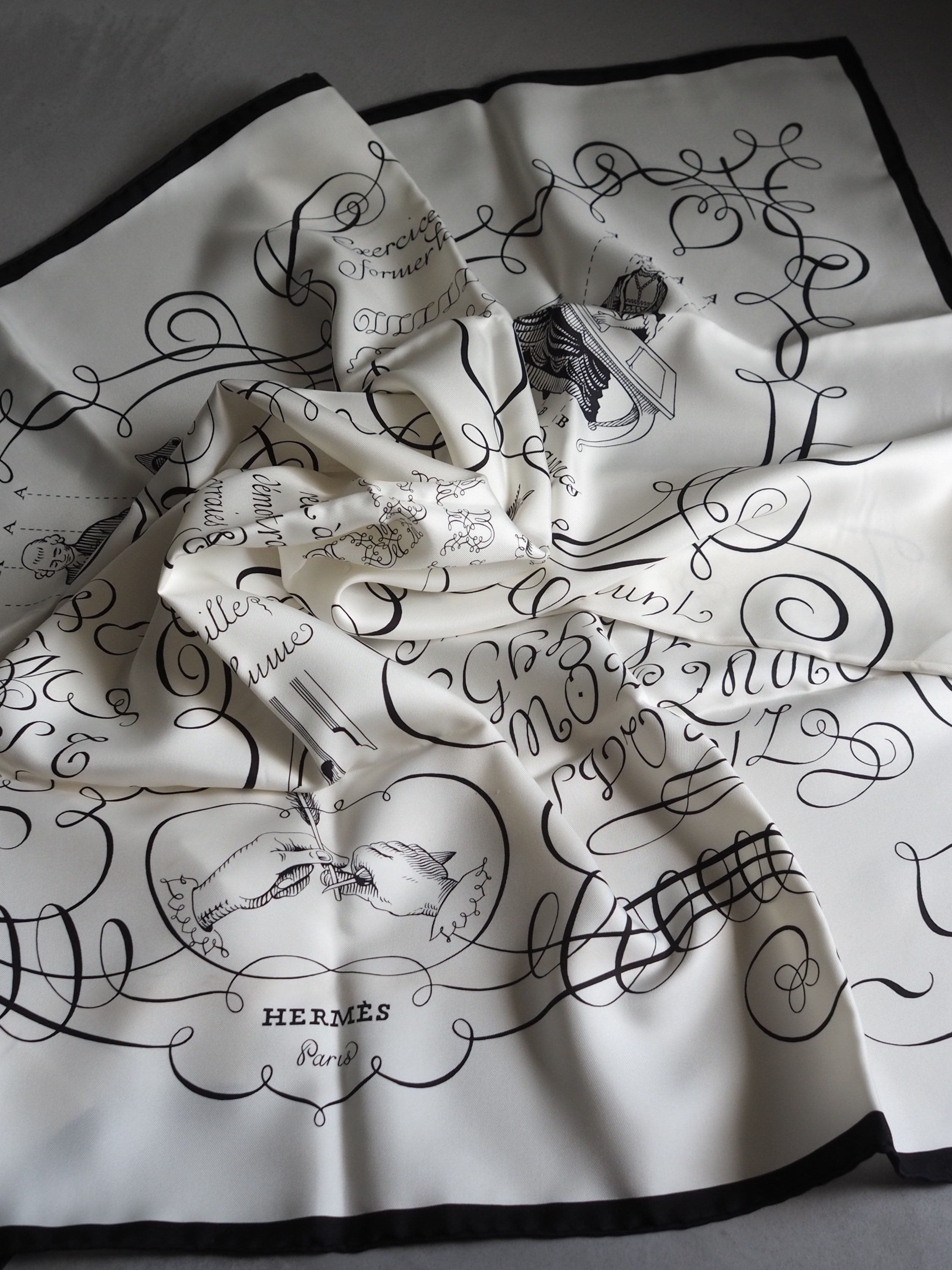 HERMES Scarf Carre 90 " L’art d’Ecrire " Silk Black White Vintage Authentic