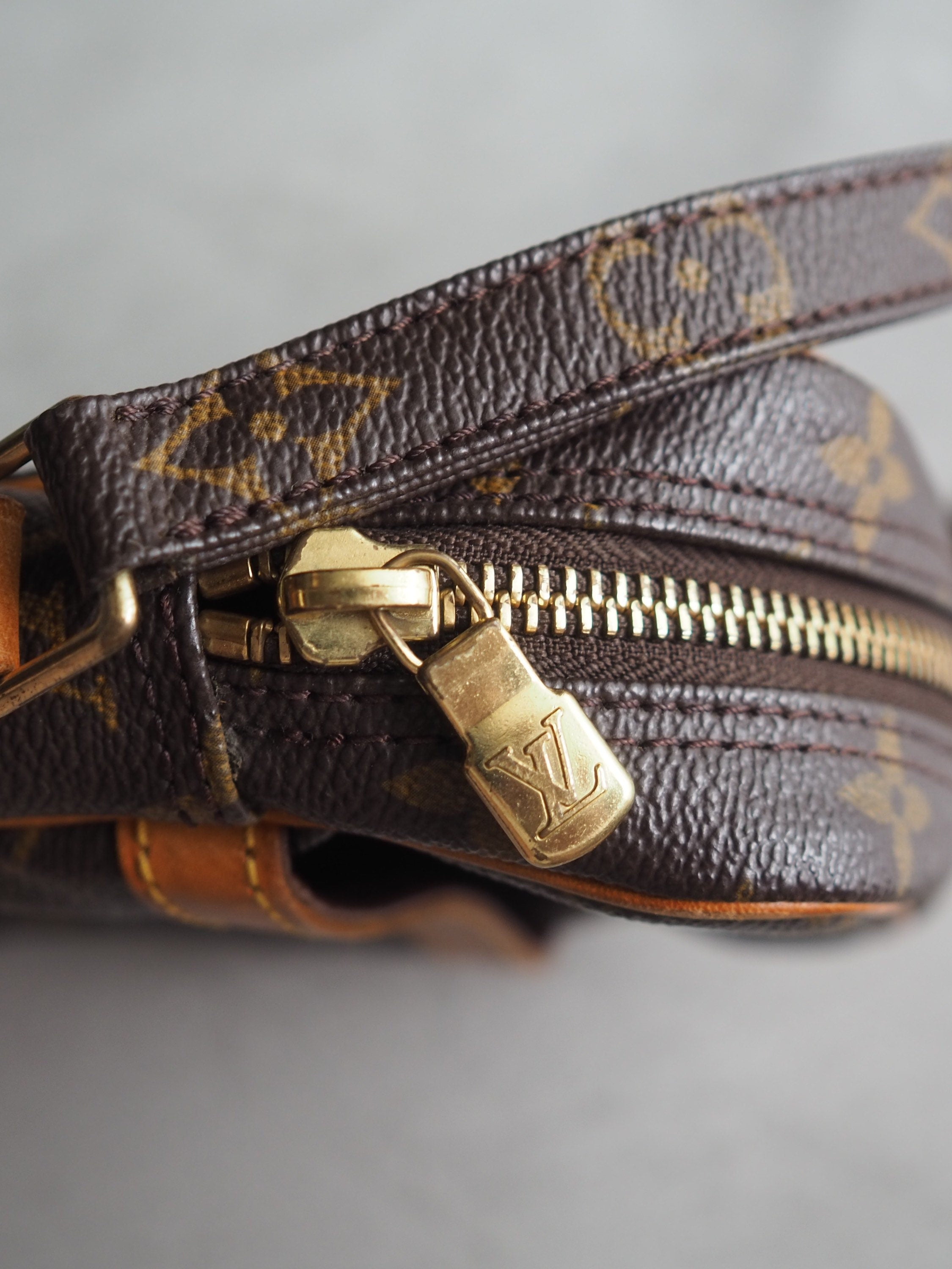 LOUIS VUITTON Monogram Danube Shoulder Bag Brown Vintage lv Authentic