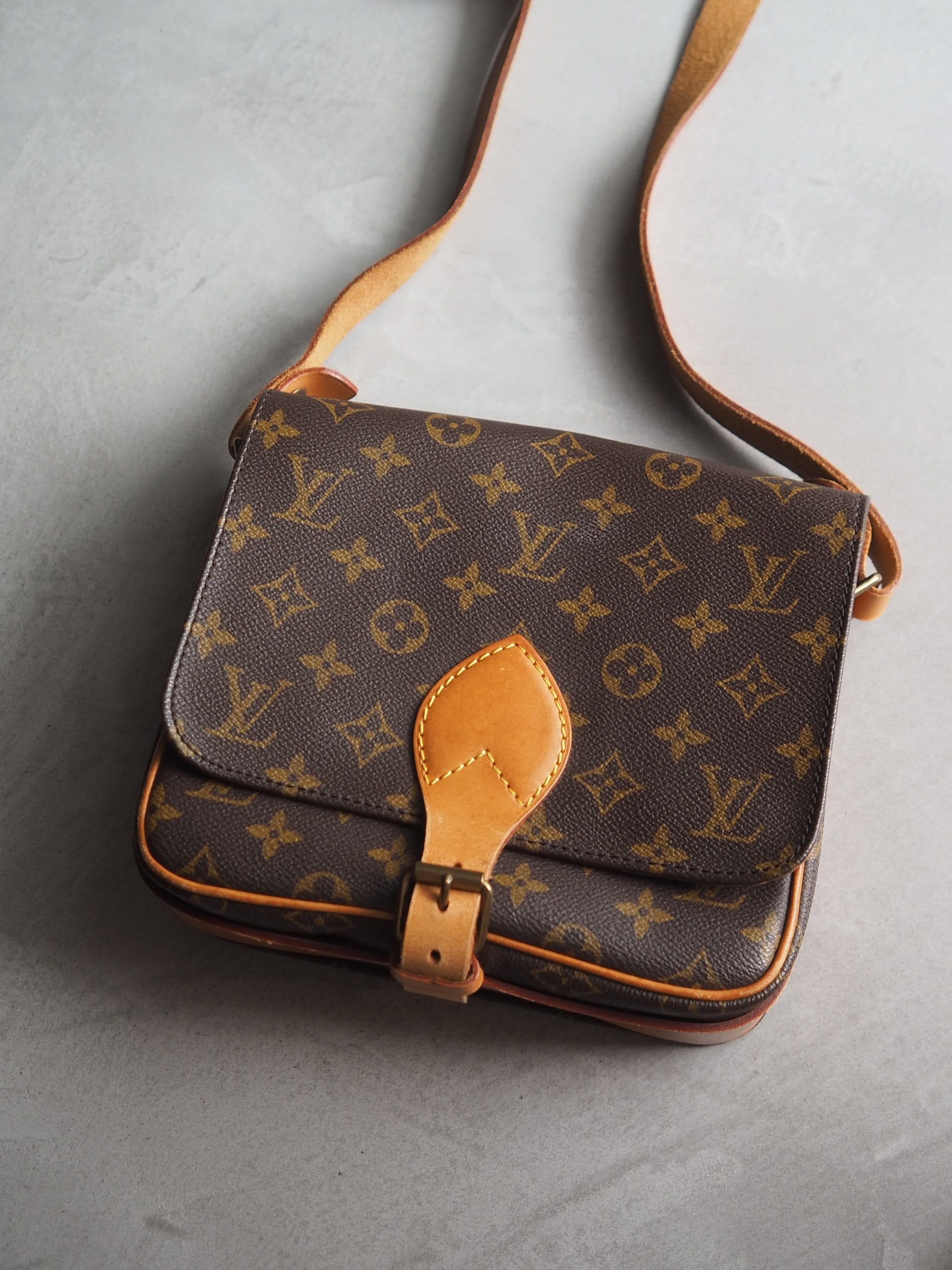 LOUIS VUITTON Monogram Mini Cartouchiere MM Shoulder bag Vintage Authentic