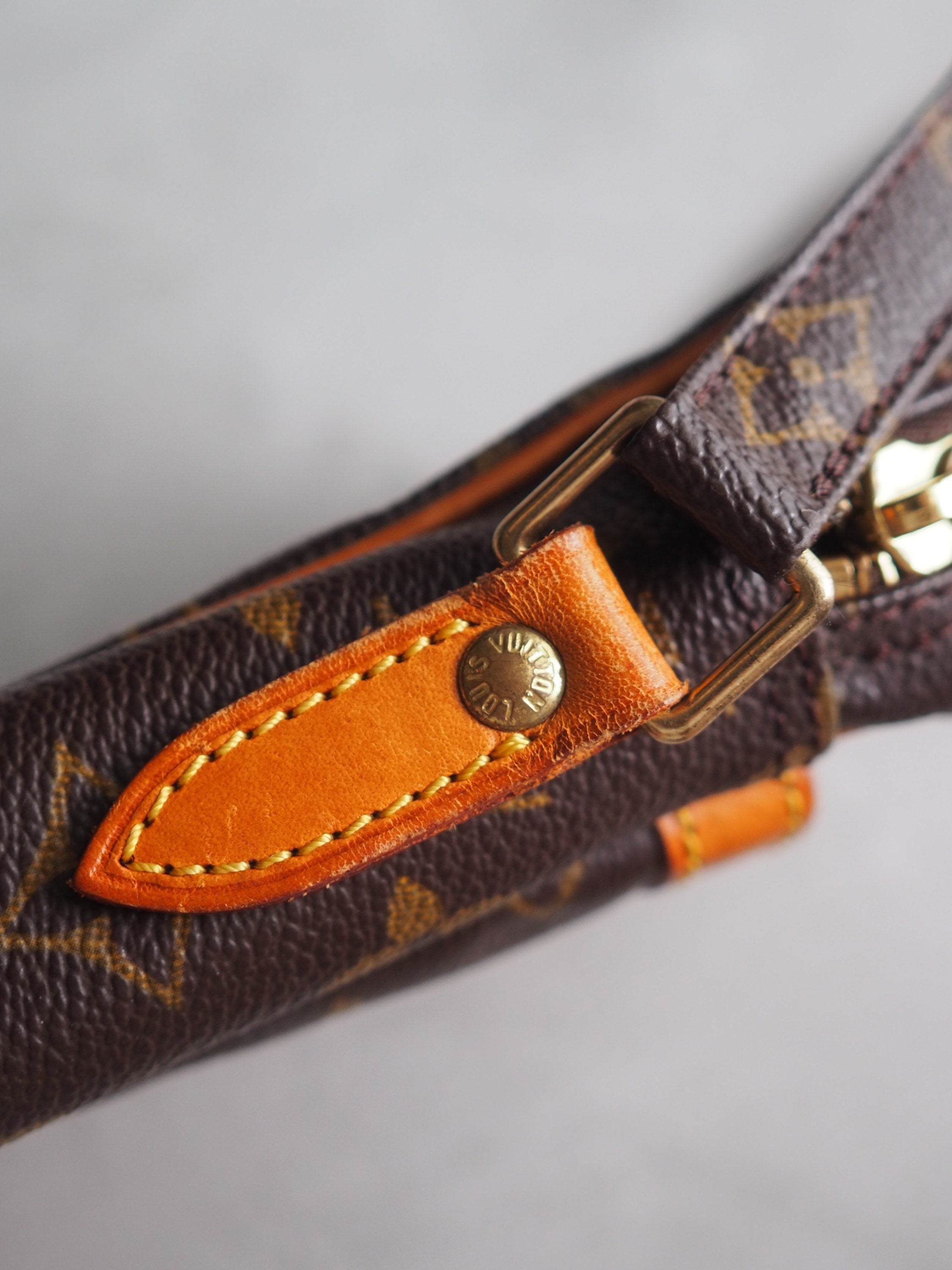 LOUIS VUITTON Monogram Danube Shoulder Bag Brown Vintage lv Authentic