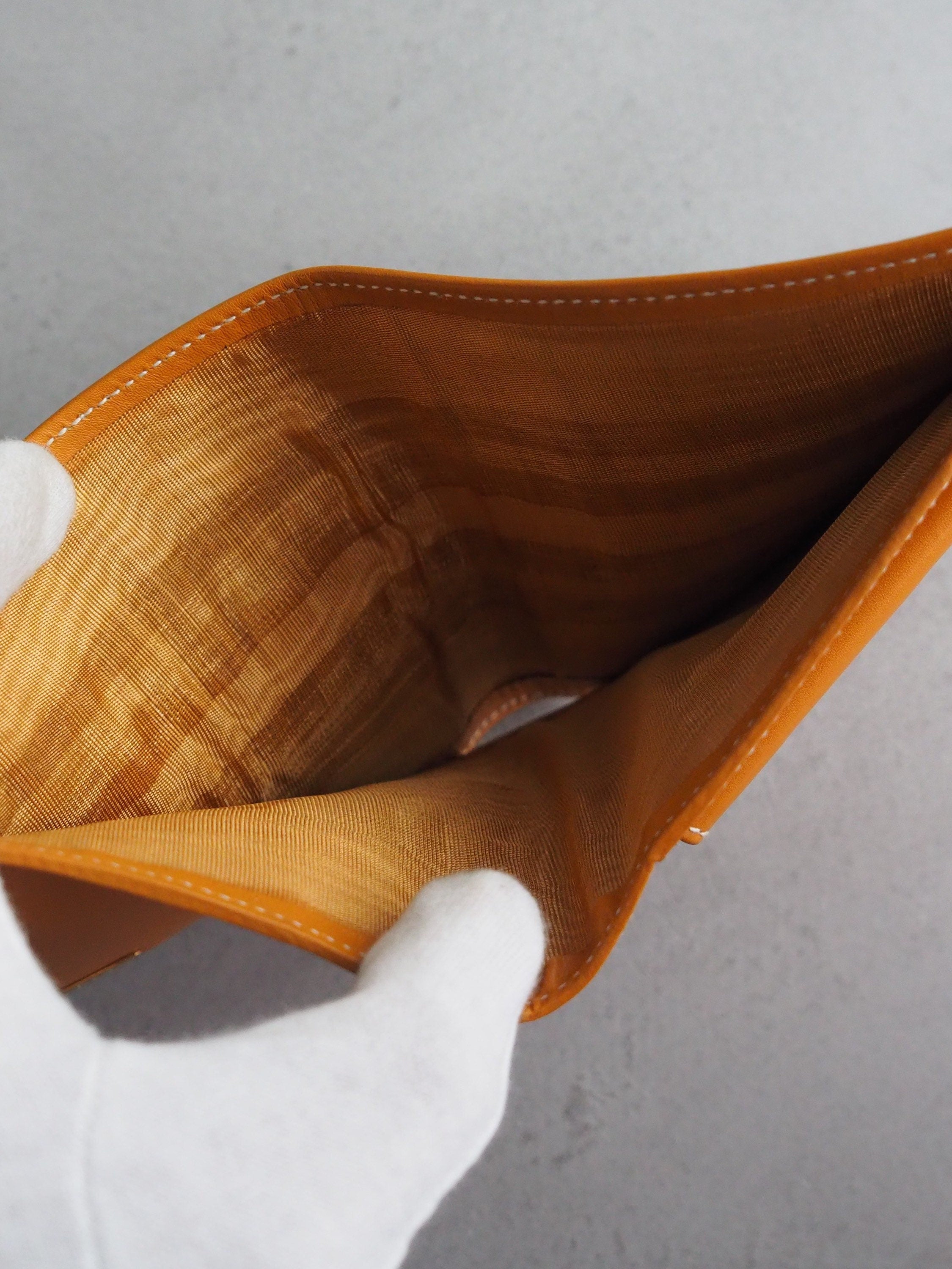 GUCCI GG Logo Wallet Shelly Line Leather PVC Bifold Mens Ladies Unisex Classic Stripe Box Authentic