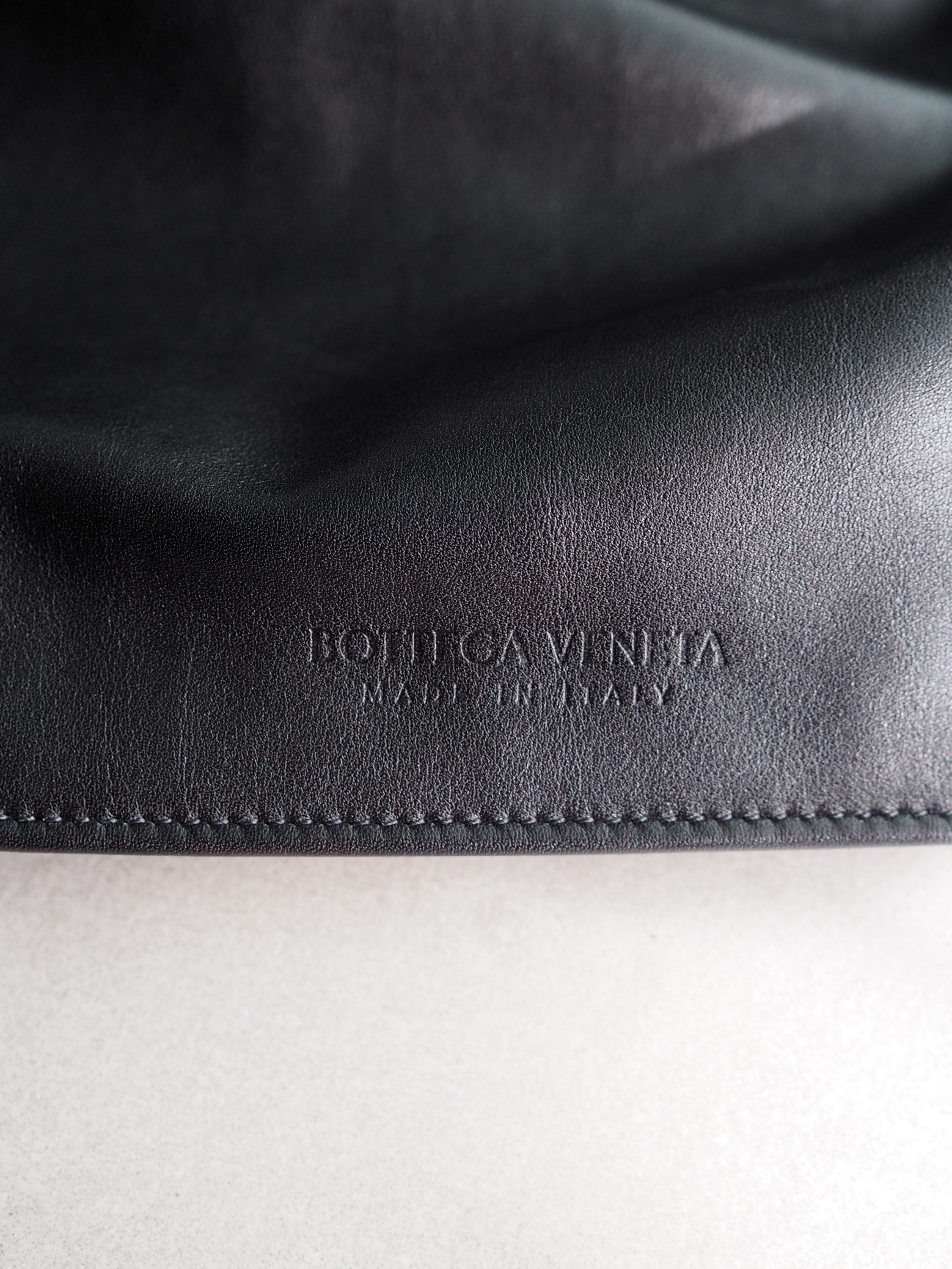 BOTTEGA VENETA Twist Clutch Bag Hand bag Leather Black Vintage Authentic