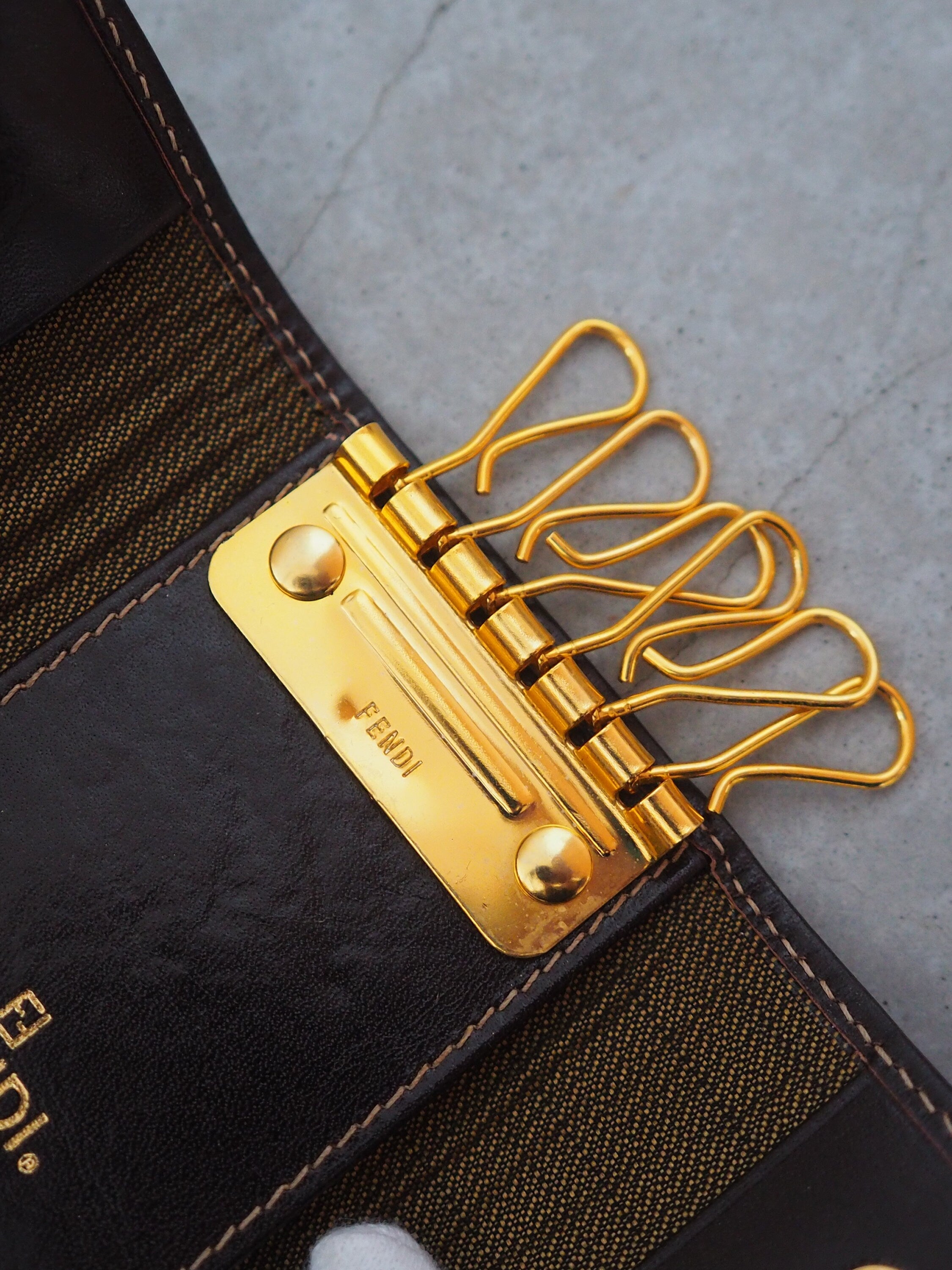 FENDI ZUCCA Key Case Purse Chain Brown Unisex Vintage Authentic