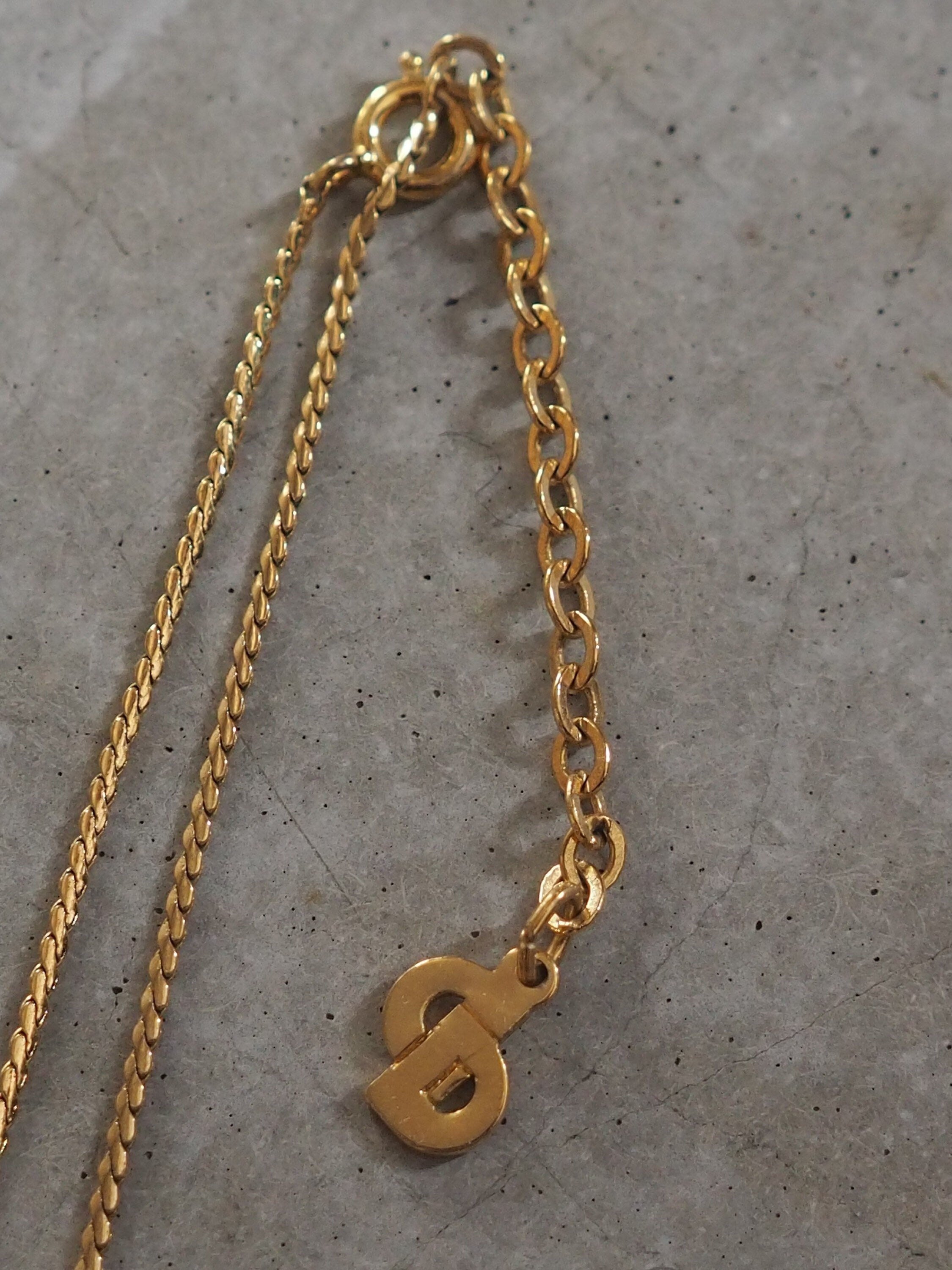 Christian Dior Necklace CD Logo Vintage Metal Gold Authentic