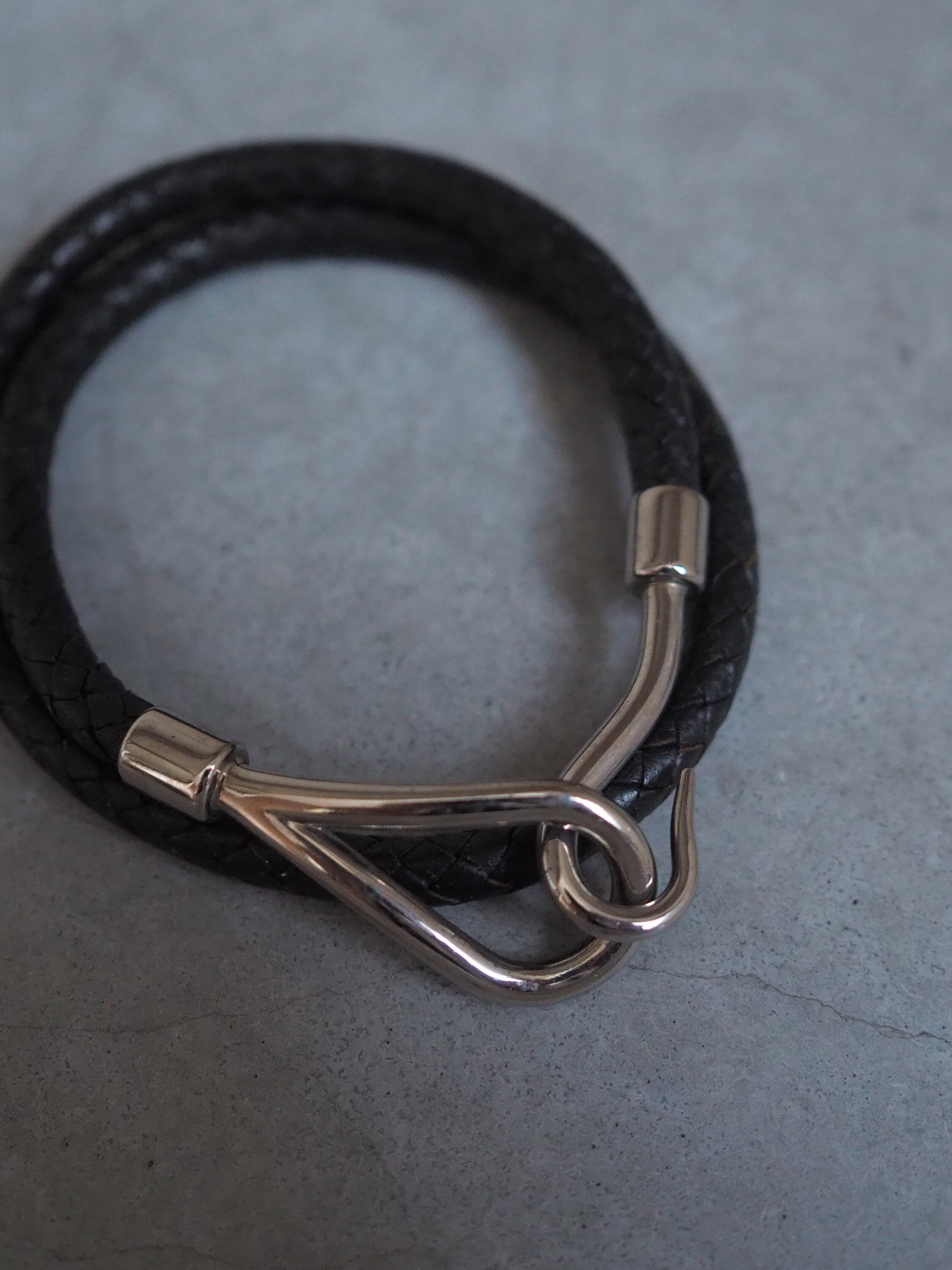 HERMES Double Tour Bracelet Choker Leather Silver Color Closure Vintage Authentic