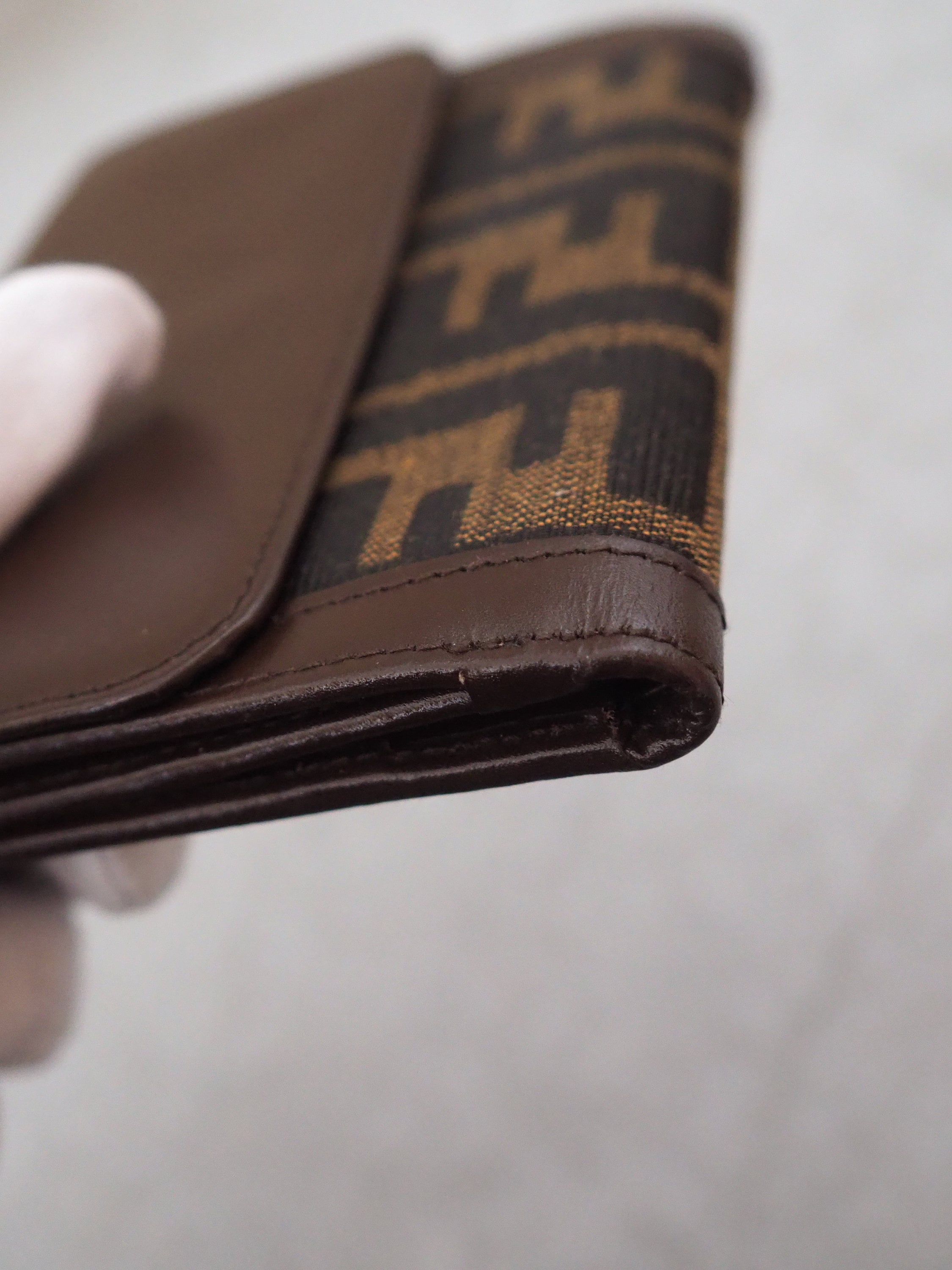 FENDI ZUCCA Compact Wallet Brown Unisex Vintage Authentic