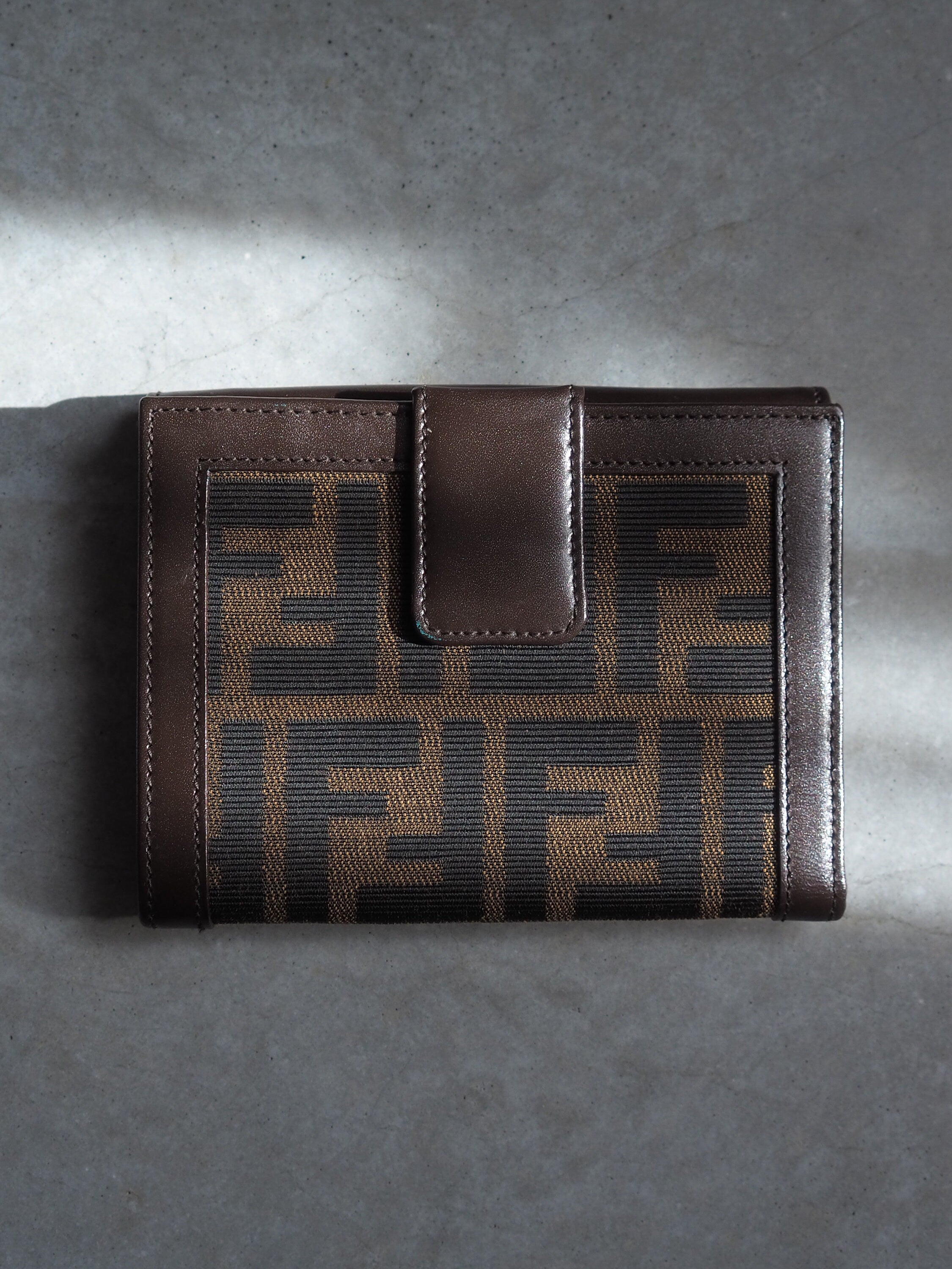 FENDI ZUCCA Compact Wallet Brown Unisex Vintage Authentic