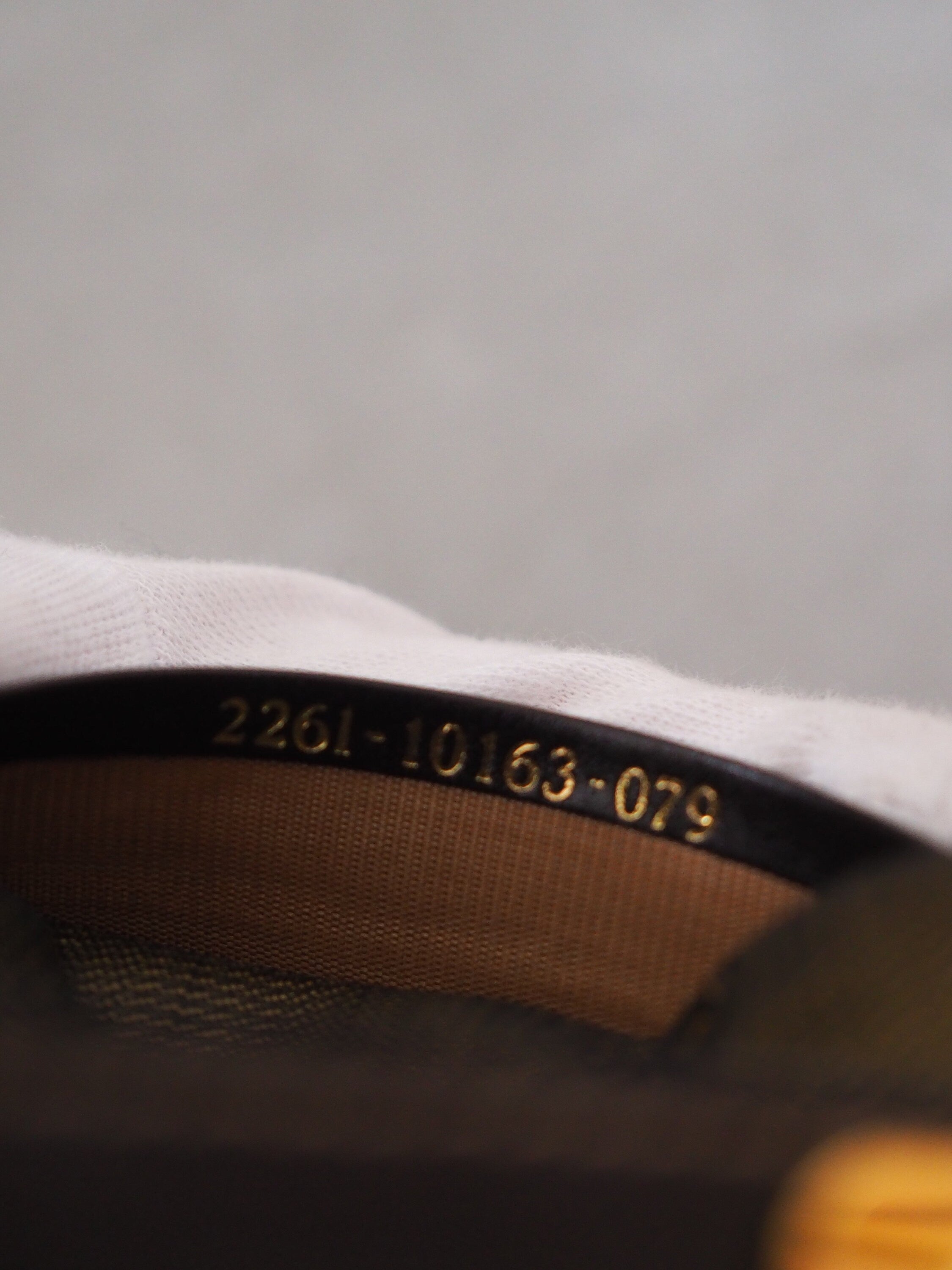 FENDI ZUCCA Key Case Purse Chain Brown Unisex Vintage Authentic