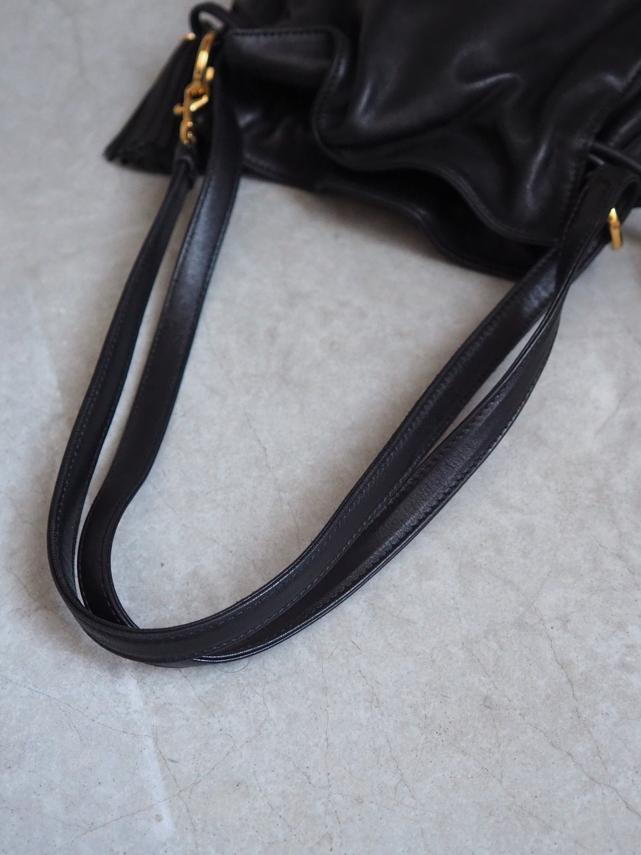 LOEWE Flamenco Anagram Shoulder bag Black Leather Vintage Authentic