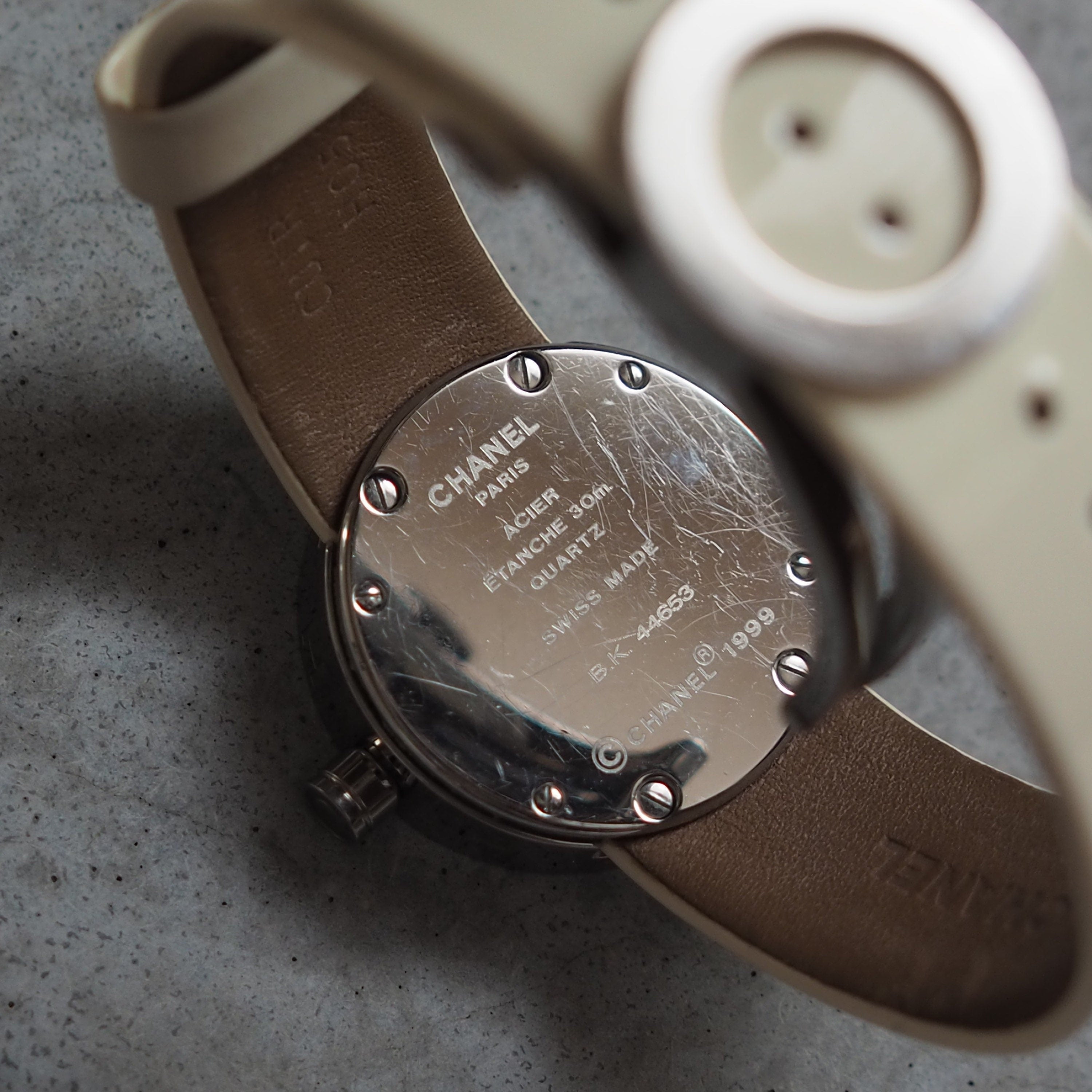 CHANEL La Ronde Watch Wristwatch White Dial Silver Metal Quartz Vintage Authentic